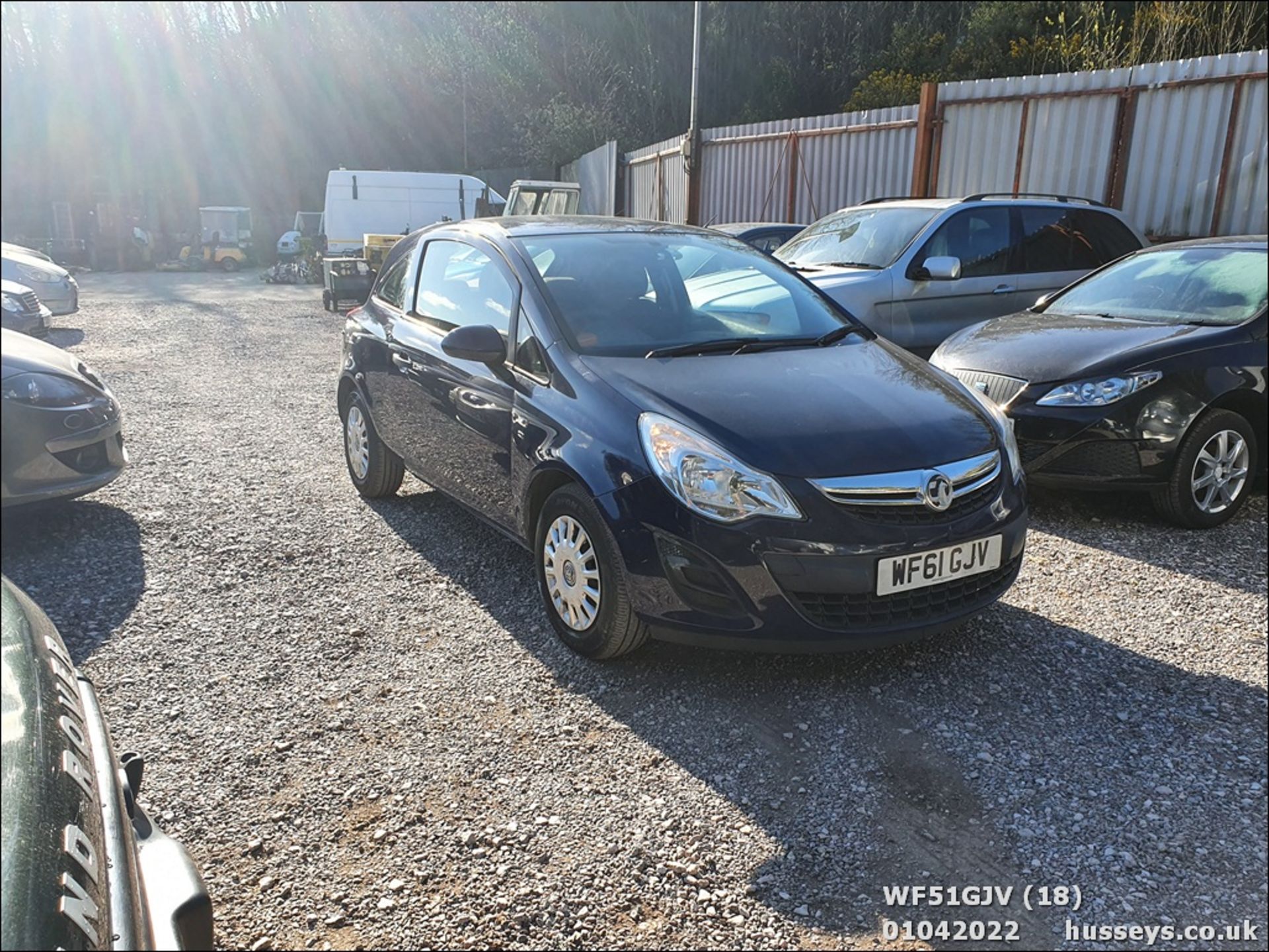 11/61 VAUXHALL CORSA S CDTI ECOFLEX - 1248cc 3dr Hatchback (Blue, 95k) - Image 18 of 20