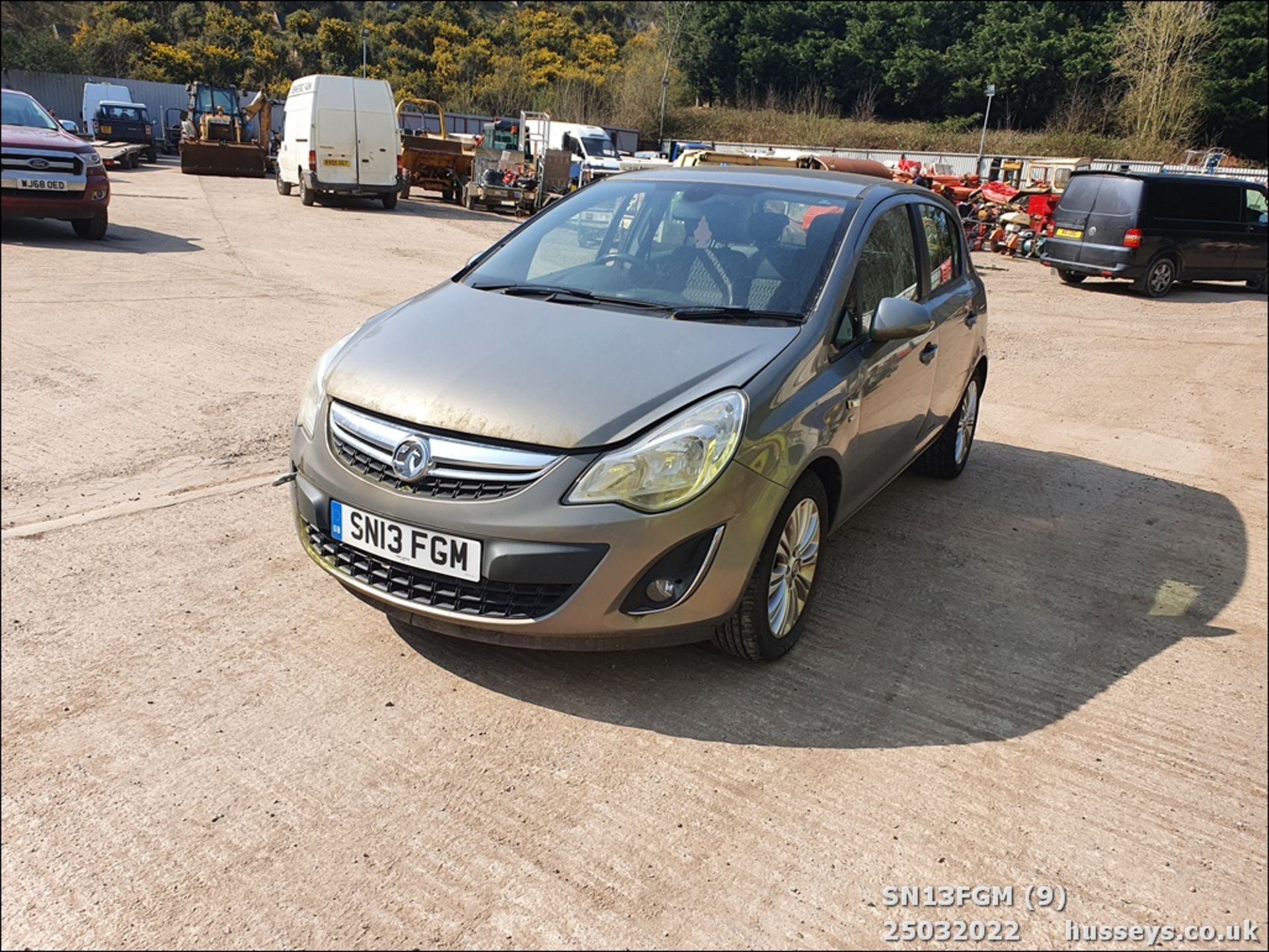 13/13 VAUXHALL CORSA SE AUTO - 1398cc 5dr Hatchback (Brown) - Image 10 of 22