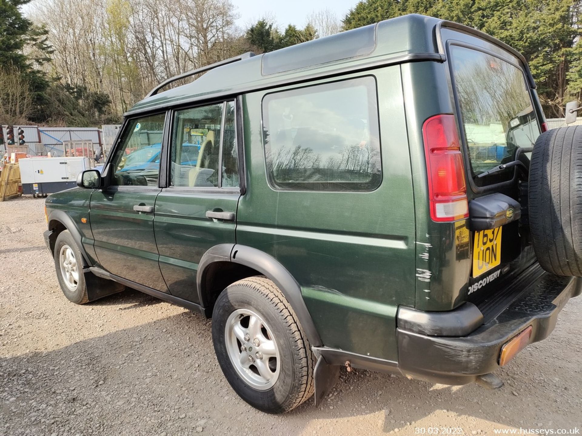 1999 LAND ROVER DISCOVERY TD5 GS - 2495cc 5dr Estate (Green) - Image 7 of 18