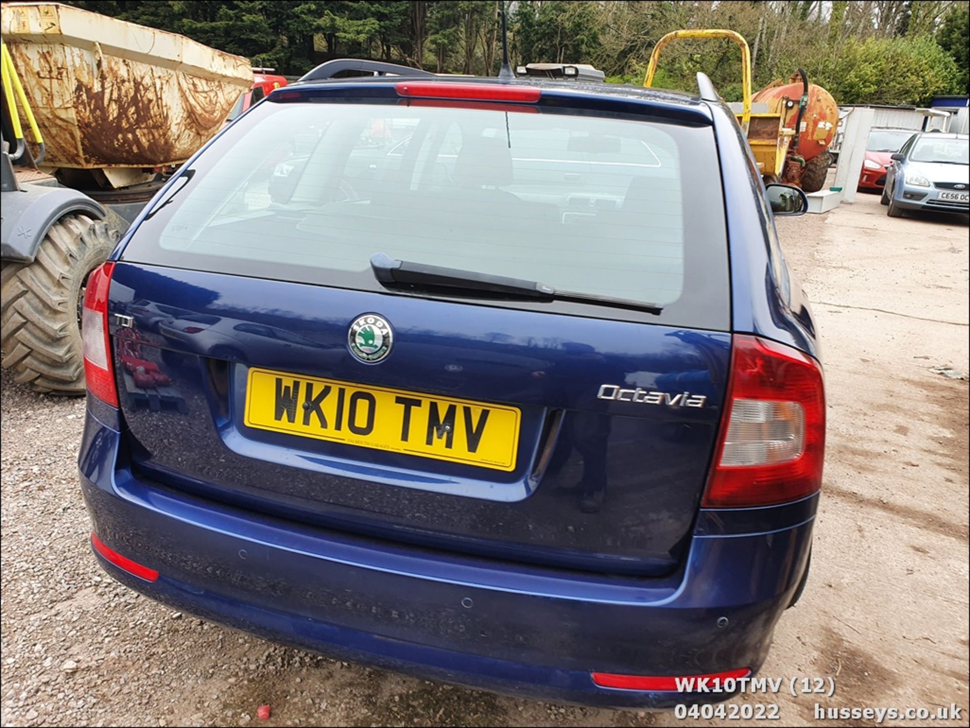 10/10 SKODA OCTAVIA ELEGANCE TDI CR - 1598cc 5dr Estate (Blue, 129k) - Image 12 of 34