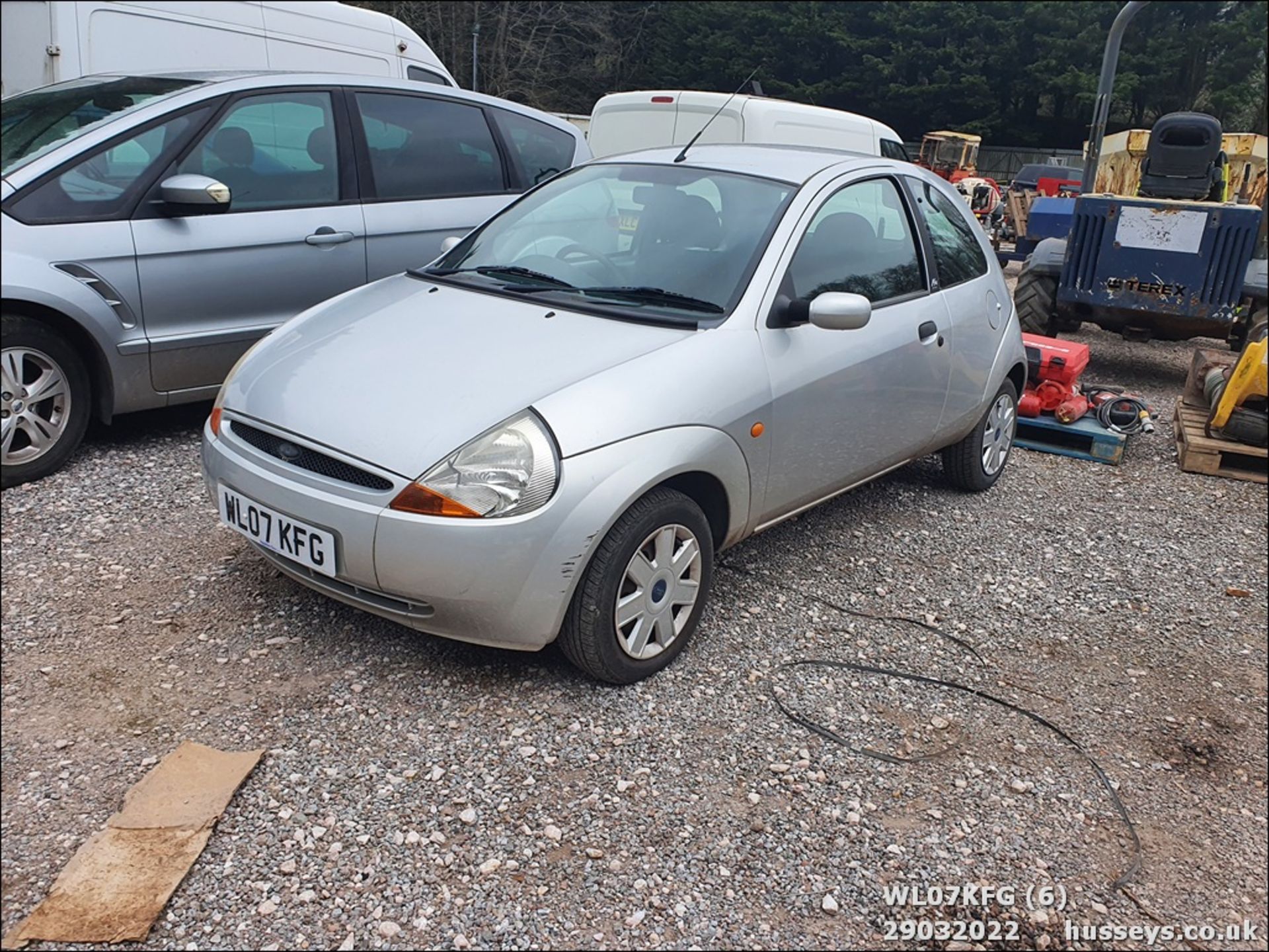 07/07 FORD KA STYLE CLIMATE - 1297cc 3dr Hatchback (Silver) - Image 6 of 24