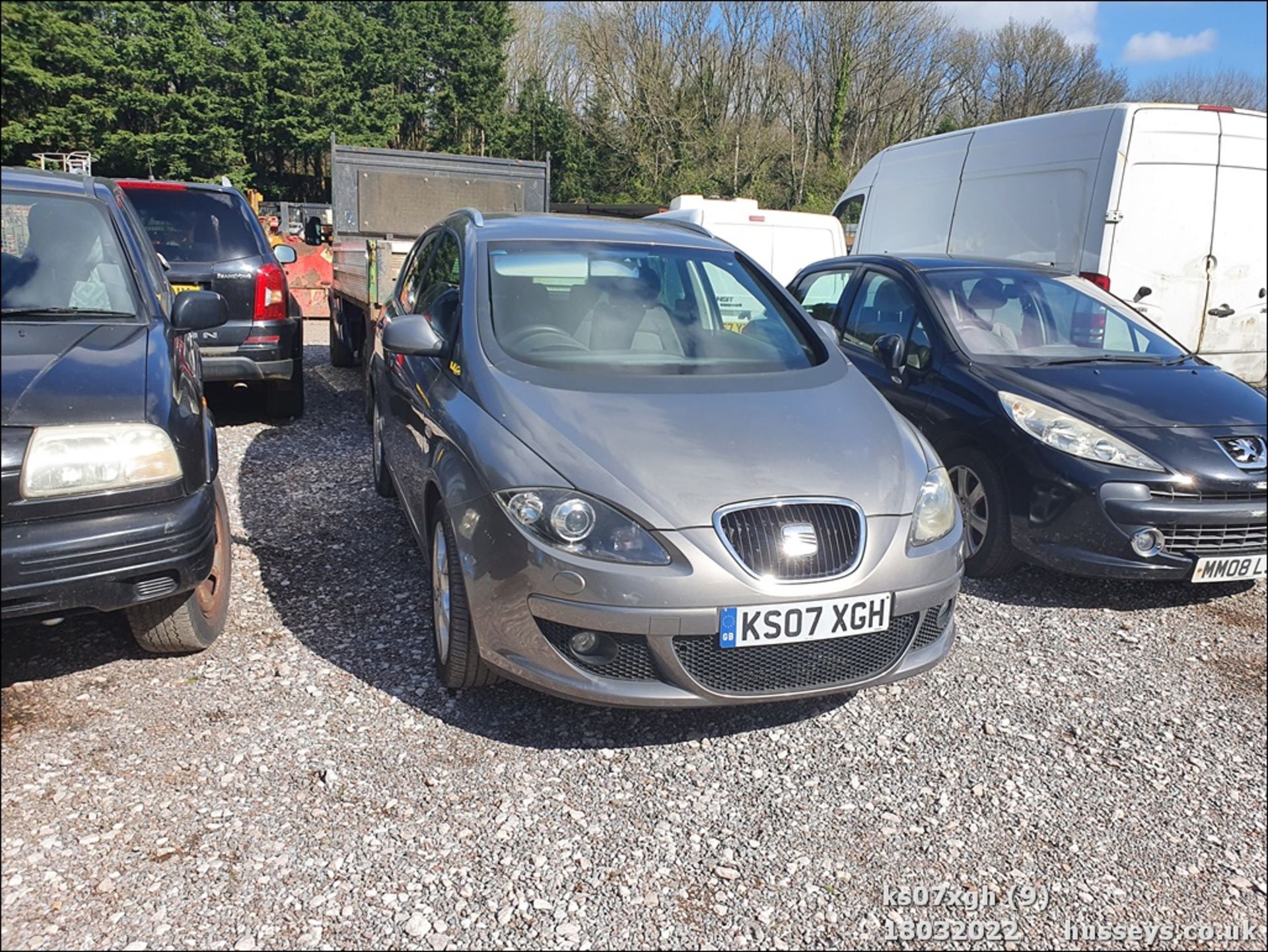 07/07 SEAT ALTEA XL STYLANCE TDI140A - 1968cc 5dr Estate (Silver) - Image 10 of 26