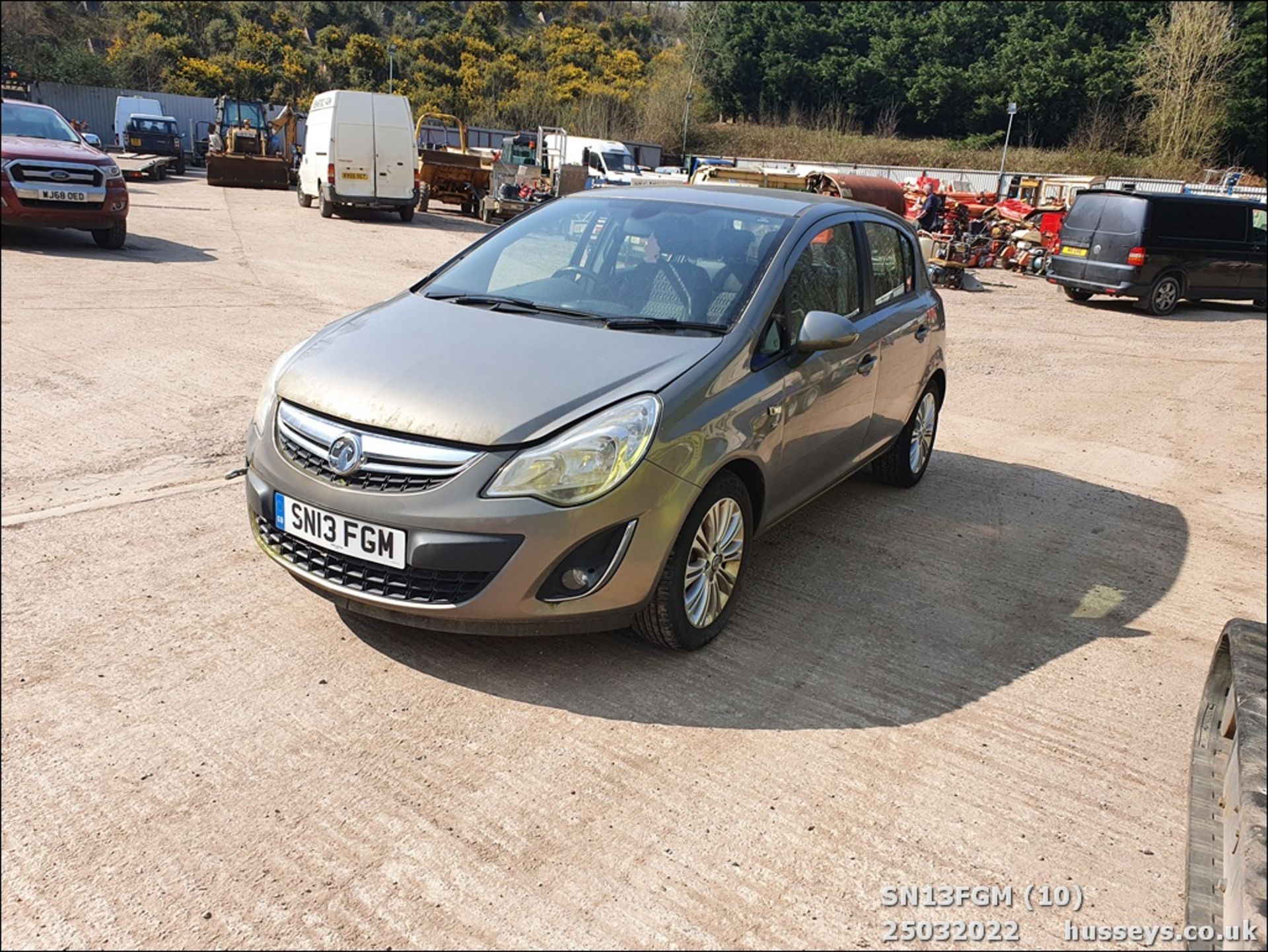 13/13 VAUXHALL CORSA SE AUTO - 1398cc 5dr Hatchback (Brown) - Image 11 of 22