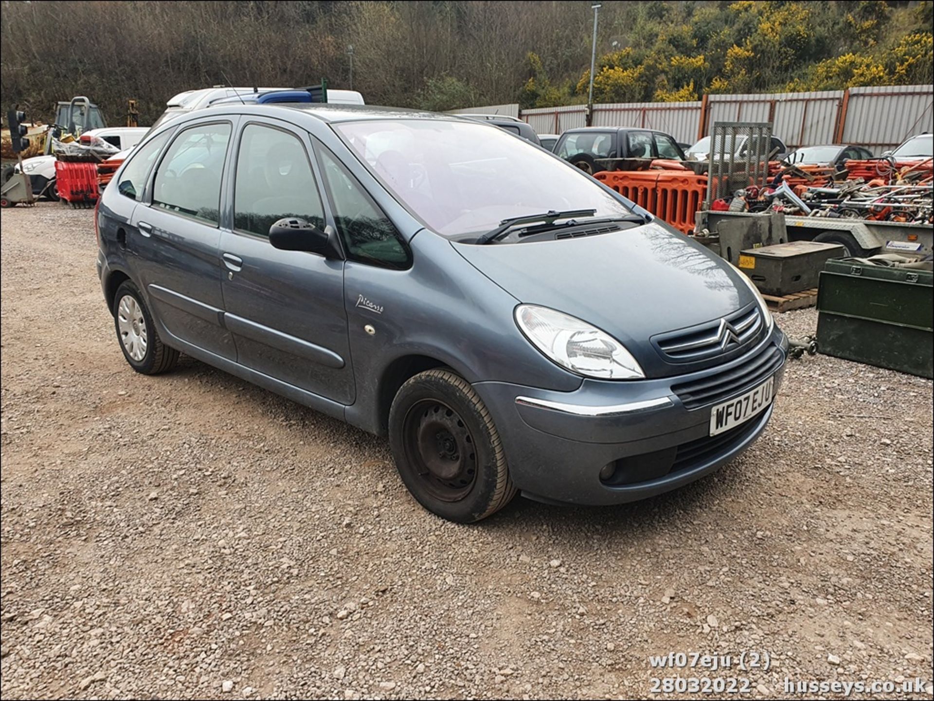 07/07 CITROEN XSARA PICASSO DESIRE 92 - 1560cc 5dr MPV (Grey) - Image 2 of 32