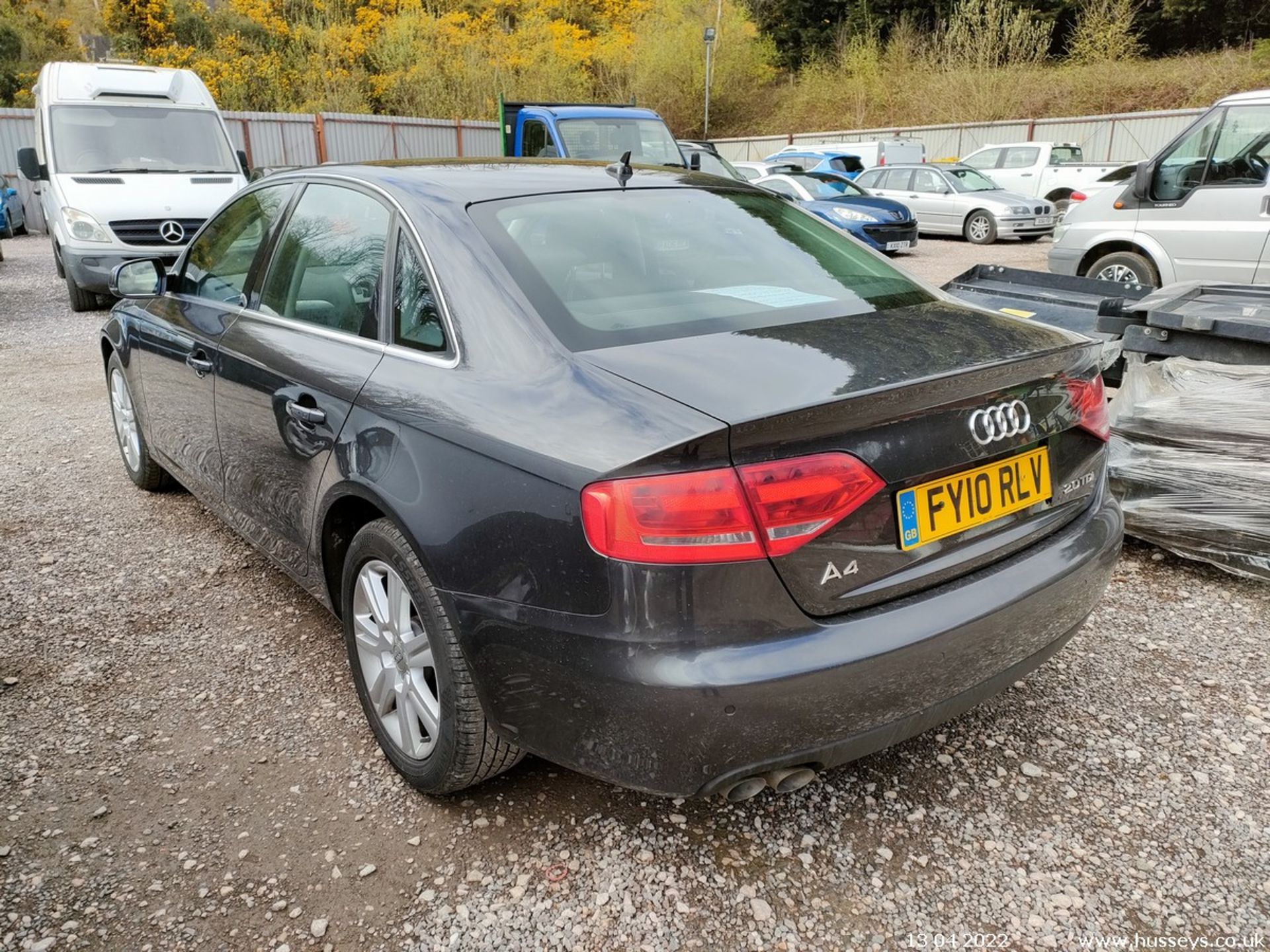 10/10 AUDI A4 SE TDI CVT - 1968cc 4dr Saloon (Grey, 191k) - Image 7 of 21