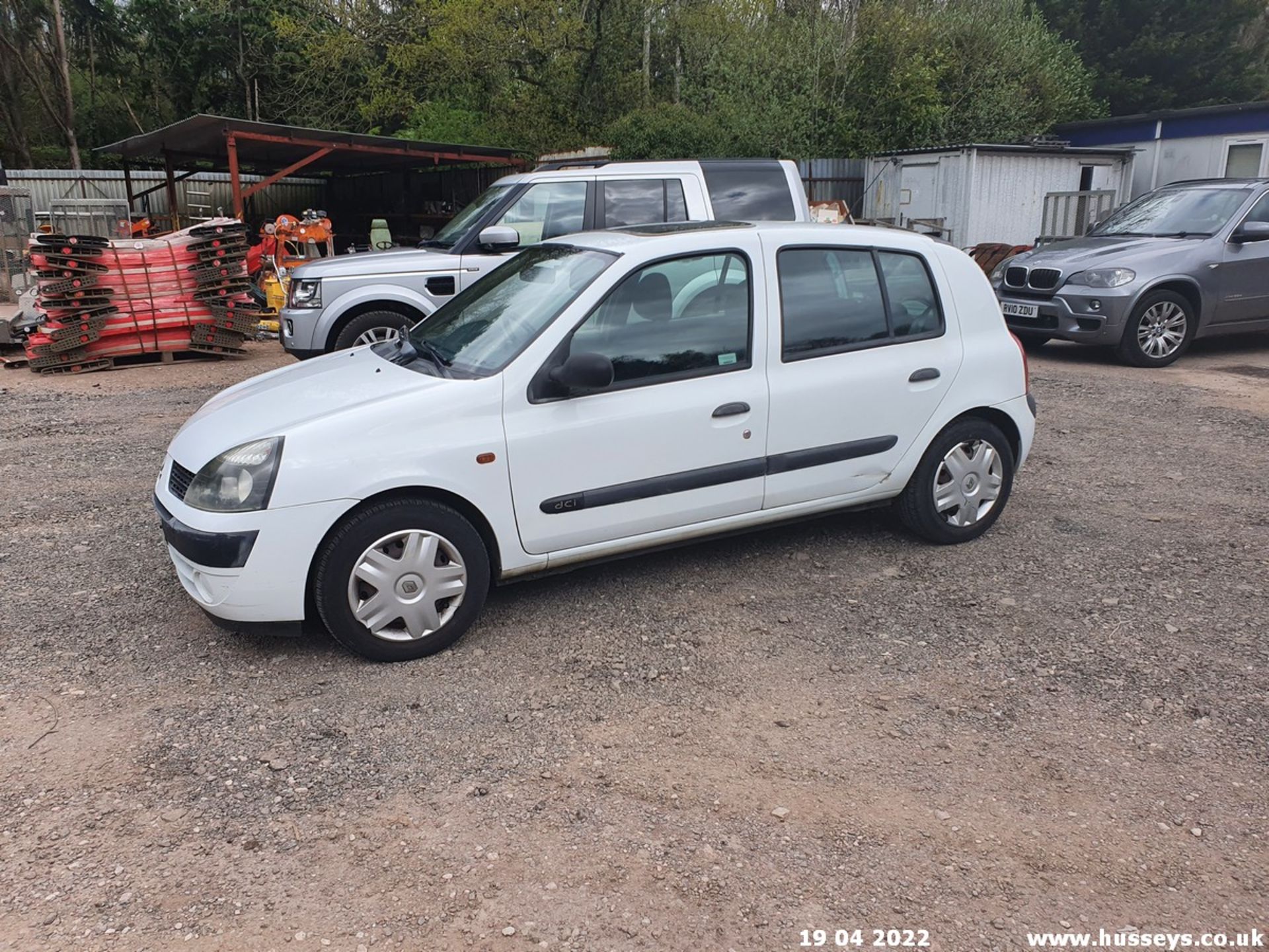 02/52 RENAULT CLIO EXPRESSION DCI 65 - 1461cc 5dr Hatchback (White, 22k) - Image 16 of 22