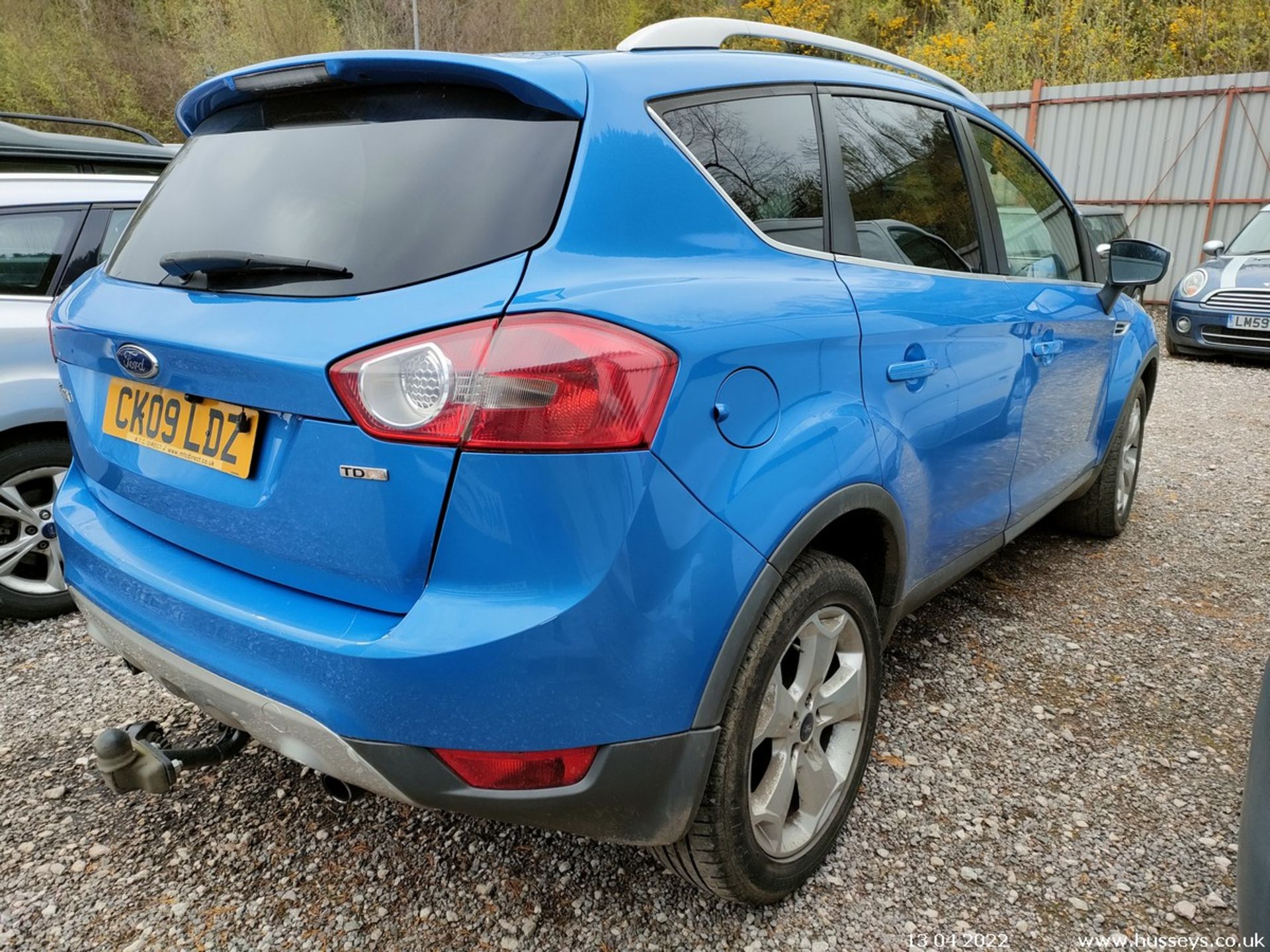 09/09 FORD KUGA ZETEC TDCI - 1997cc 5dr Estate (Blue) - Image 16 of 27