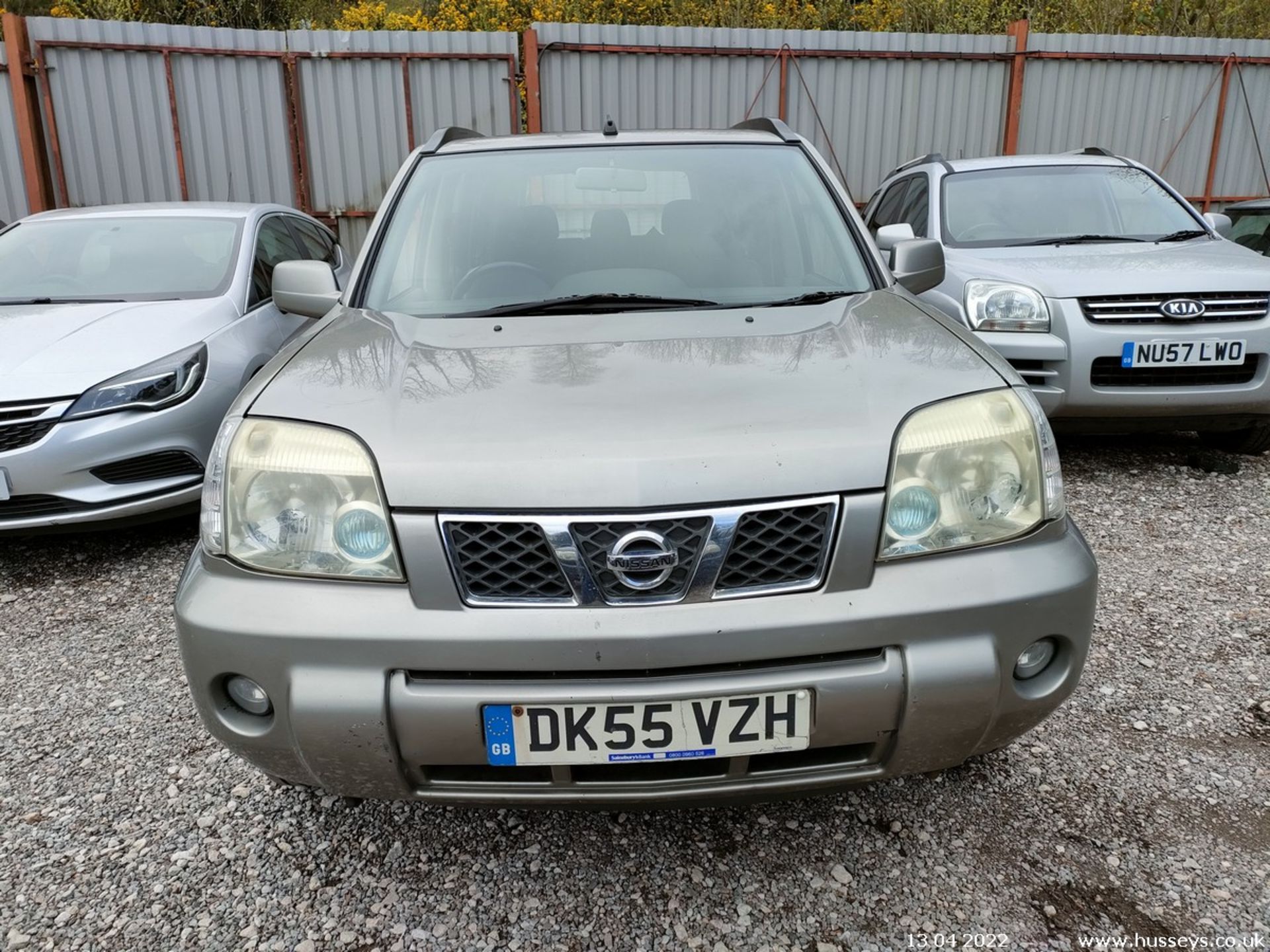 05/55 NISSAN X-TRAIL SVE DCI - 2184cc 5dr Estate (Silver, 137k) - Image 3 of 23