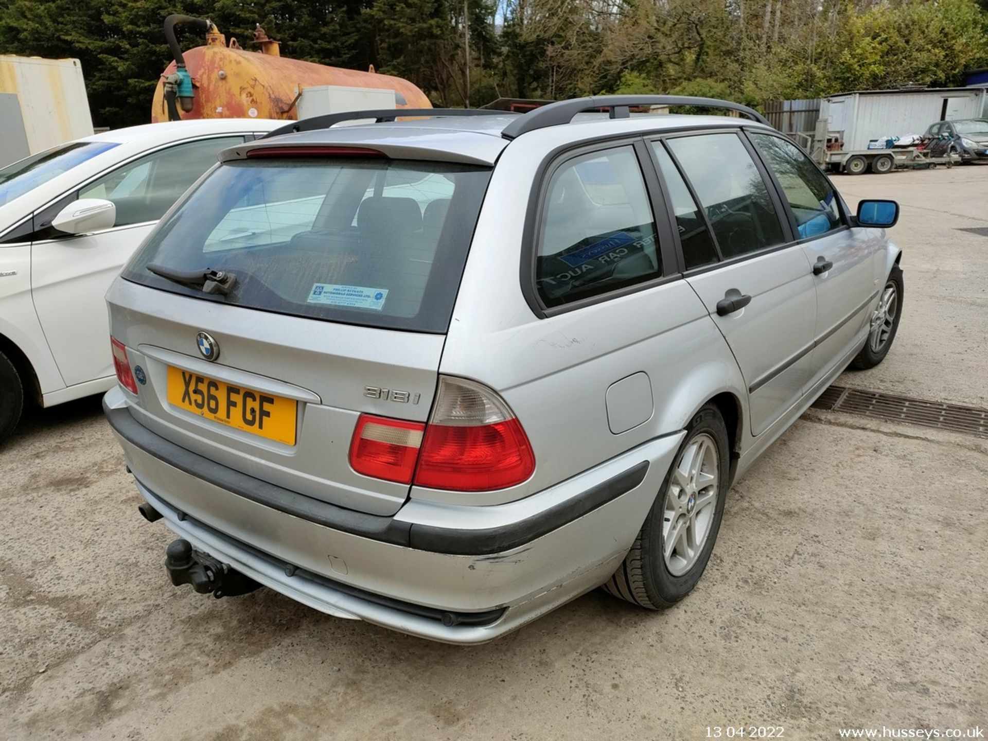 2000 BMW 318 SE TOURING AUTO - 1895cc 5dr Estate (Silver, 117k) - Image 11 of 23