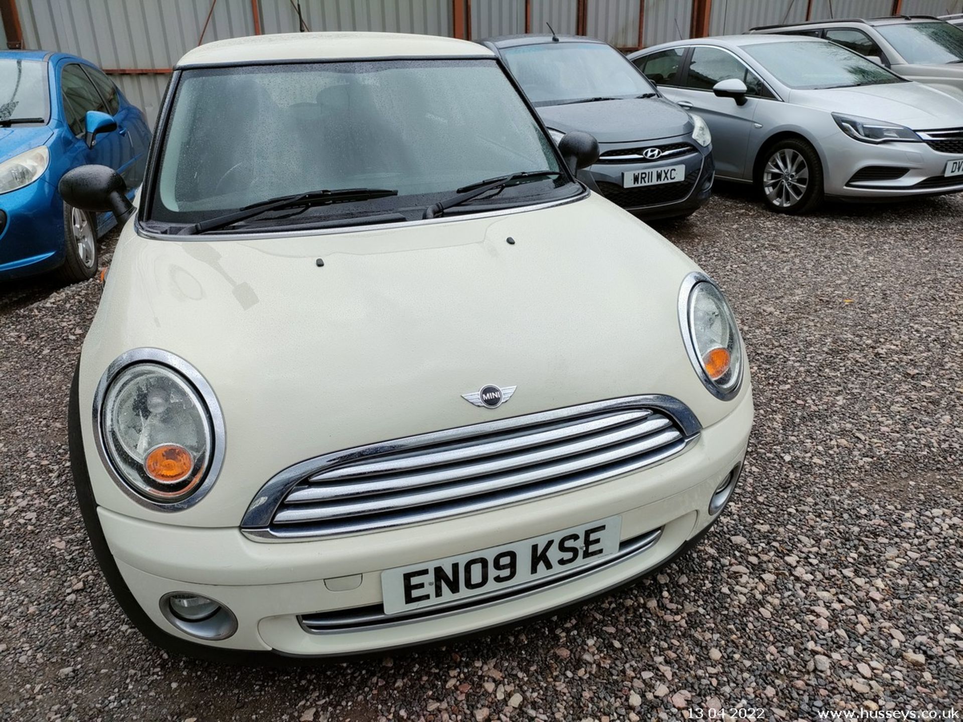 09/09 MINI ONE - 1397cc 3dr Hatchback (White) - Image 3 of 19