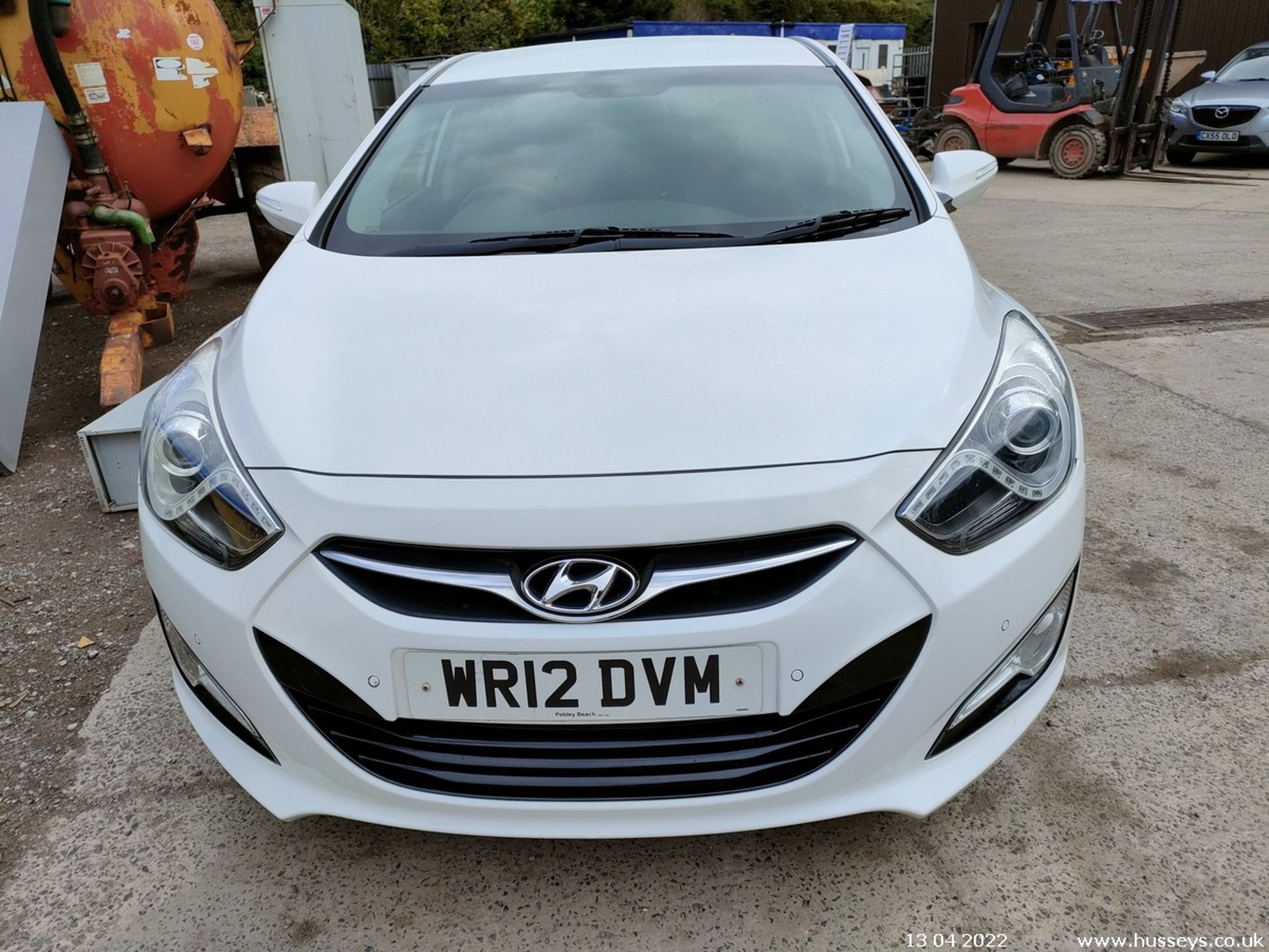 12/12 HYUNDAI I40 STYLE BLUE DRIVE CRDI - 1685cc 4dr Saloon (White, 78k) - Image 3 of 21