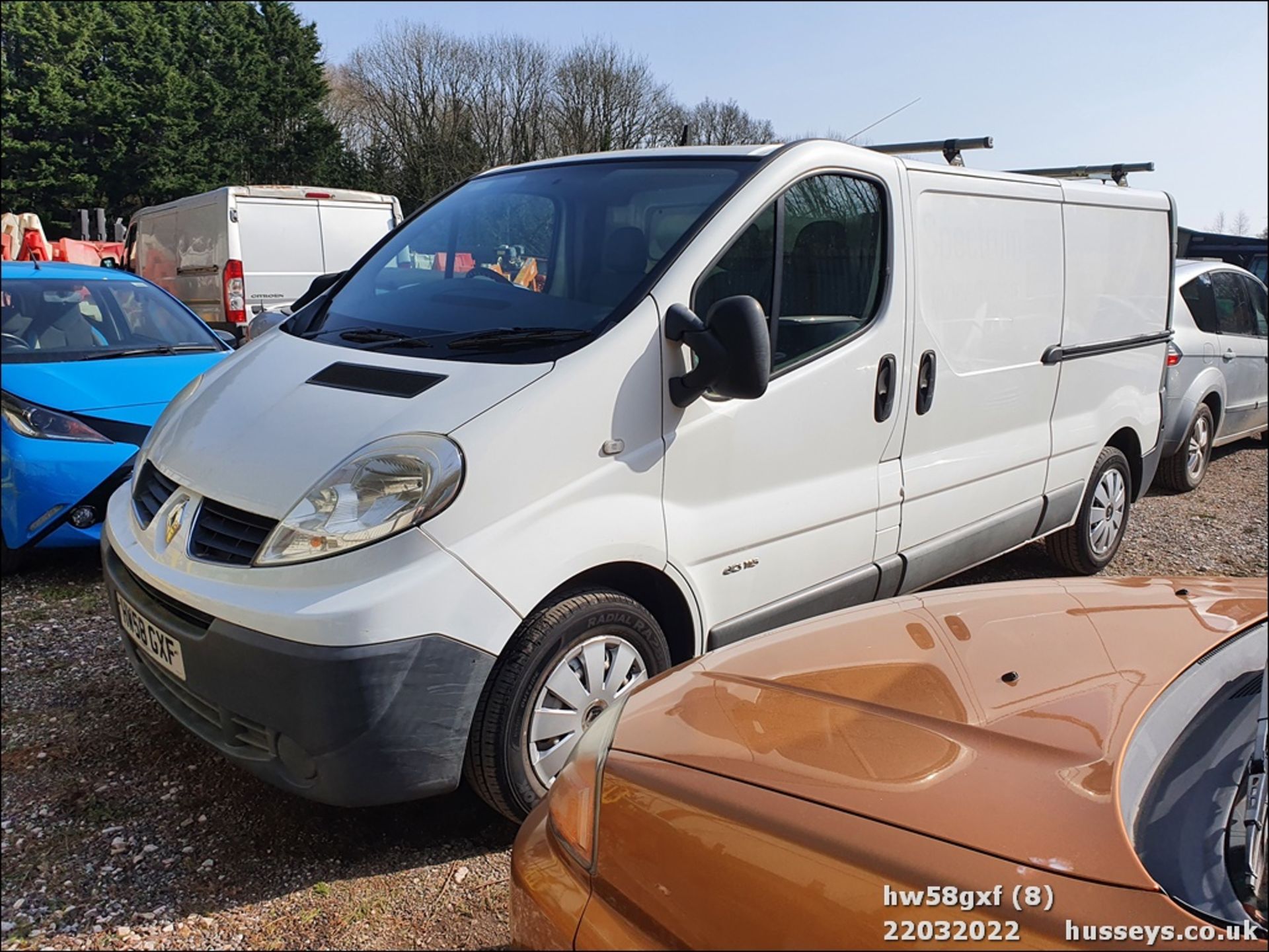 09/58 RENAULT TRAFIC LL29 DCI 115 - 1995cc 5dr Van (White, 78k) - Image 8 of 30