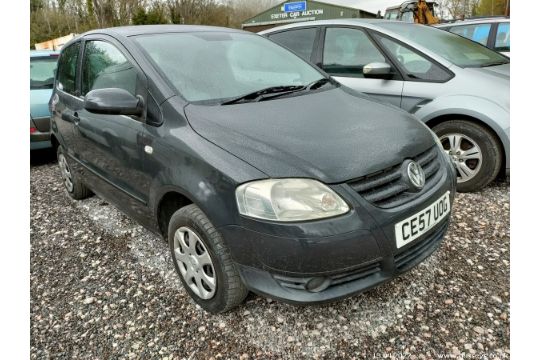 07/57 VOLKSWAGEN URBAN FOX 55 - 1198cc 3dr Hatchback (Grey) - Image 1 of 18