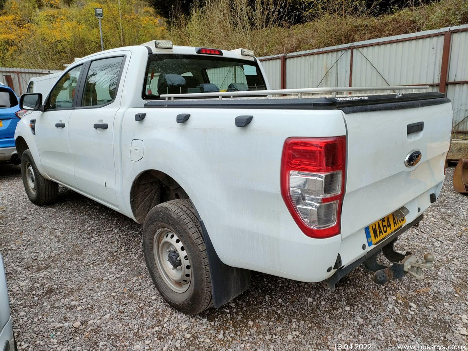 14/64 FORD RANGER XL 4X4 DCB TDCI - 2198cc 4x4 (White, 34k) - Image 7 of 21