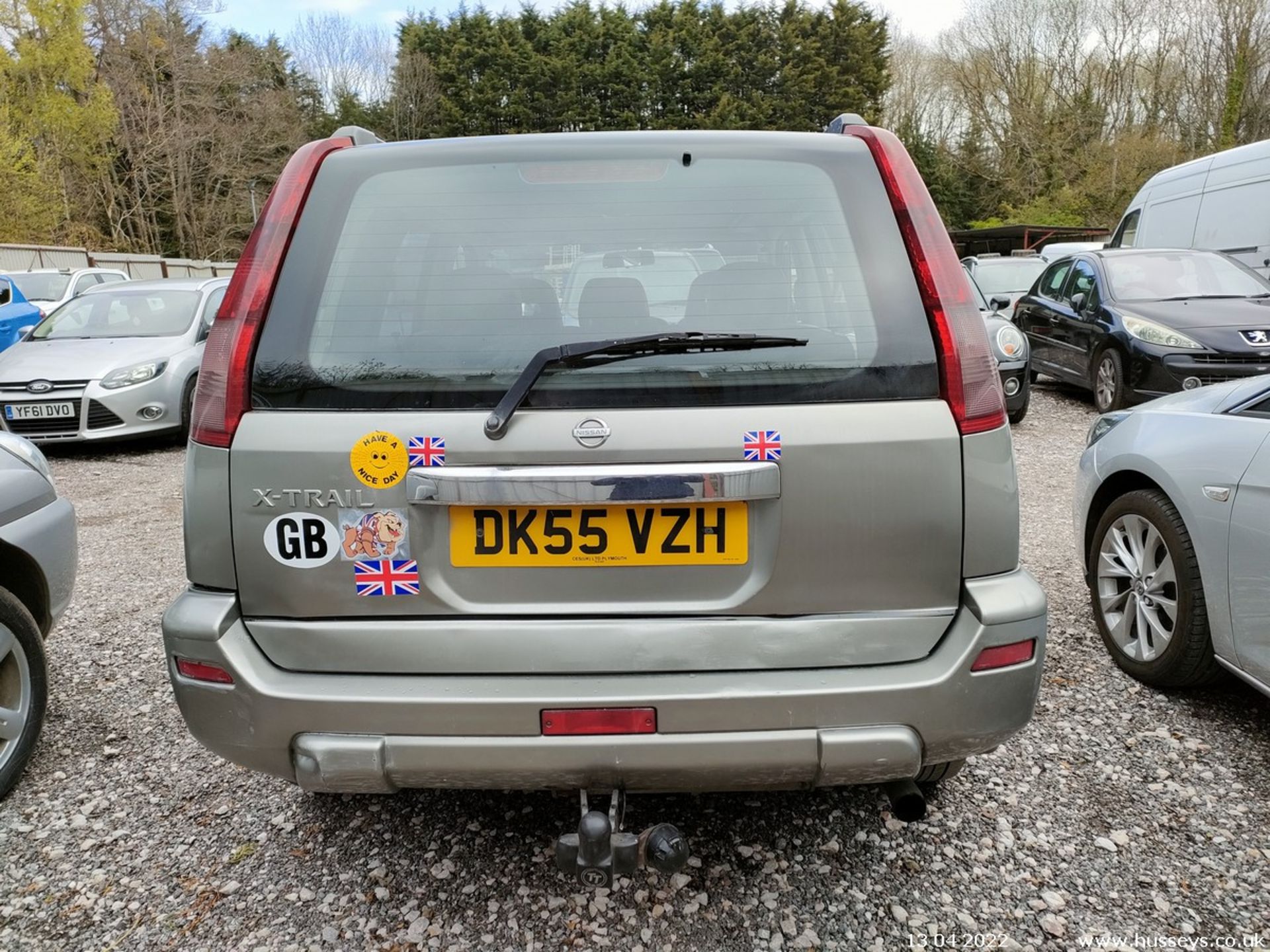 05/55 NISSAN X-TRAIL SVE DCI - 2184cc 5dr Estate (Silver, 137k) - Image 10 of 23