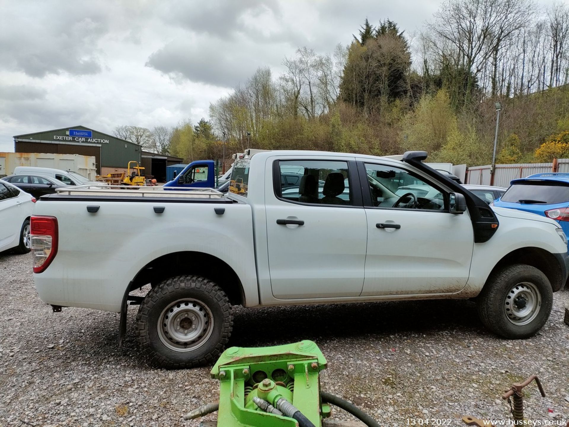 14/64 FORD RANGER XL 4X4 DCB TDCI - 2198cc 4x4 (White, 34k) - Image 14 of 21