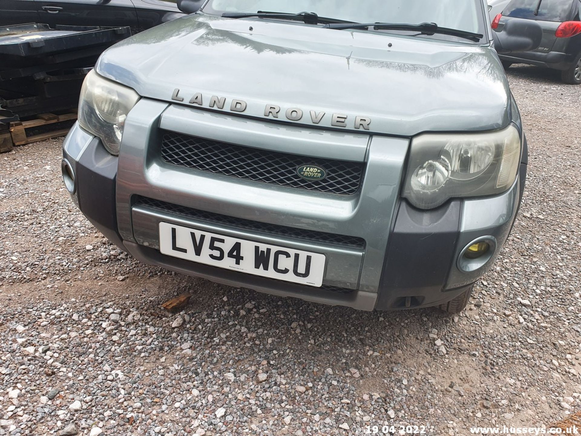 04/54 LAND ROVER FREELANDER XEI - 1796cc 5dr Estate (Green, 69k) - Image 17 of 28