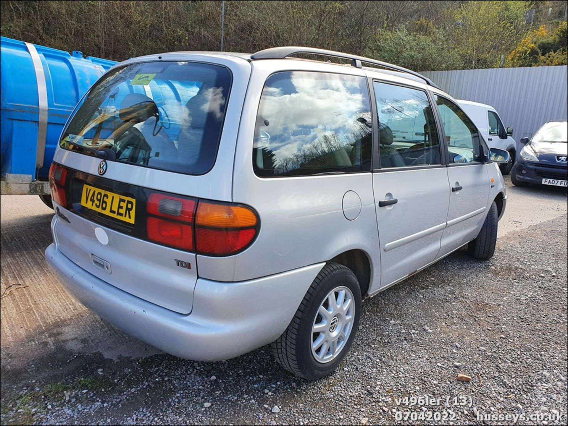 2006 VOLKSWAGEN SHARAN S TDI - 1896cc 5dr Estate (Silver) - Image 13 of 23