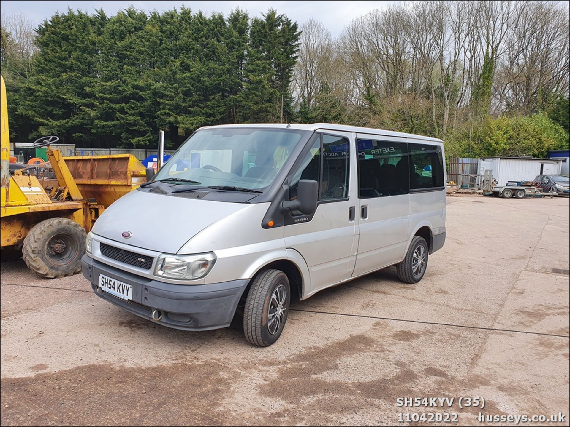 04/54 FORD TOURNEO GLX 280 SWB - 1998cc Minibus (Silver) - Image 36 of 36