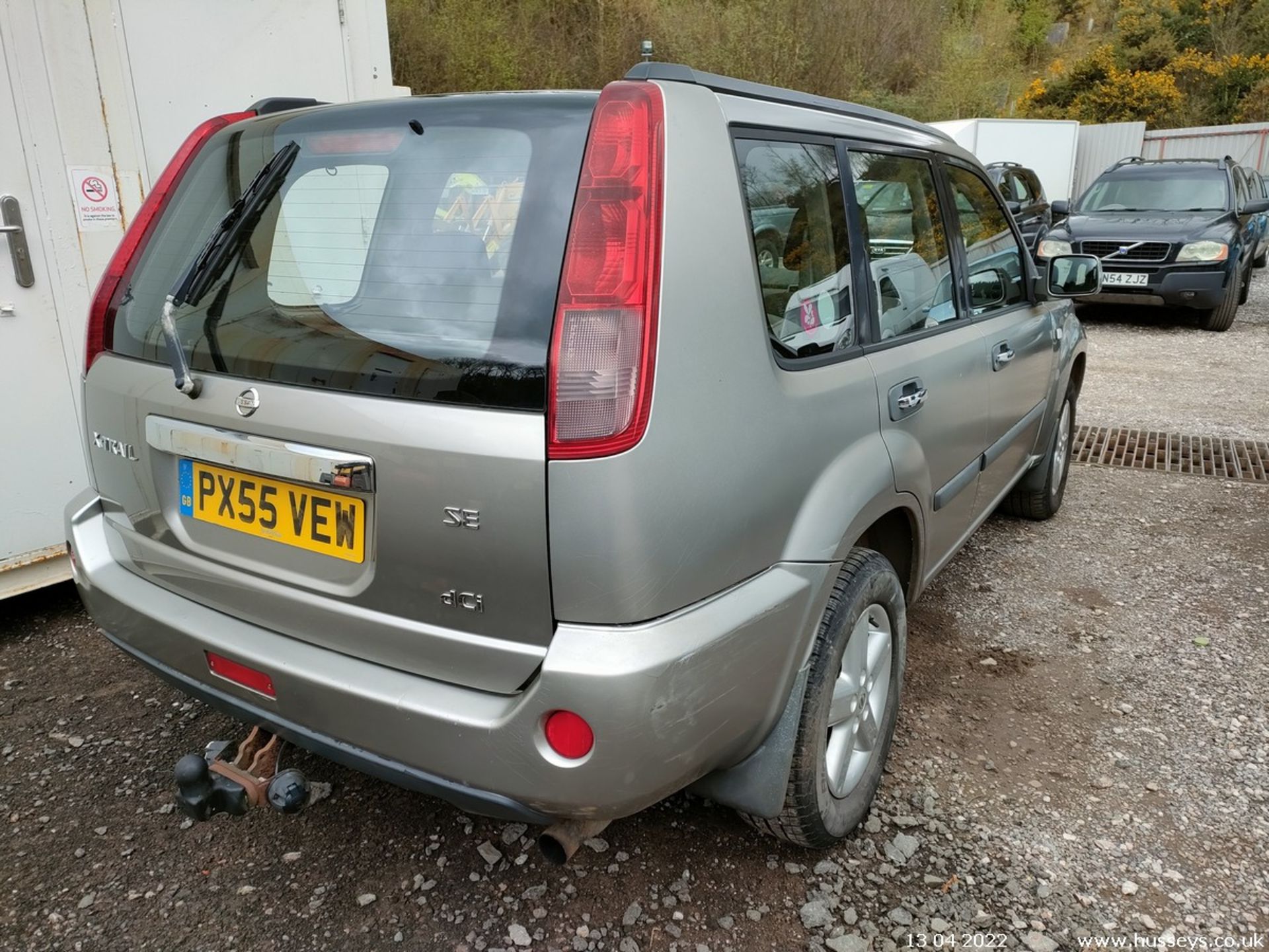 05/55 NISSAN X-TRAIL SE DCI - 2184cc 5dr Estate (Silver) - Image 11 of 21