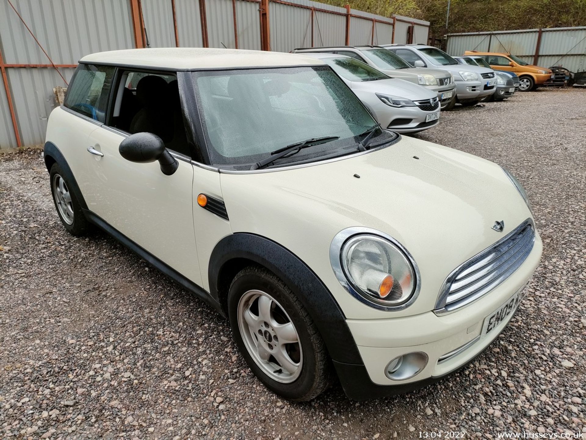 09/09 MINI ONE - 1397cc 3dr Hatchback (White)