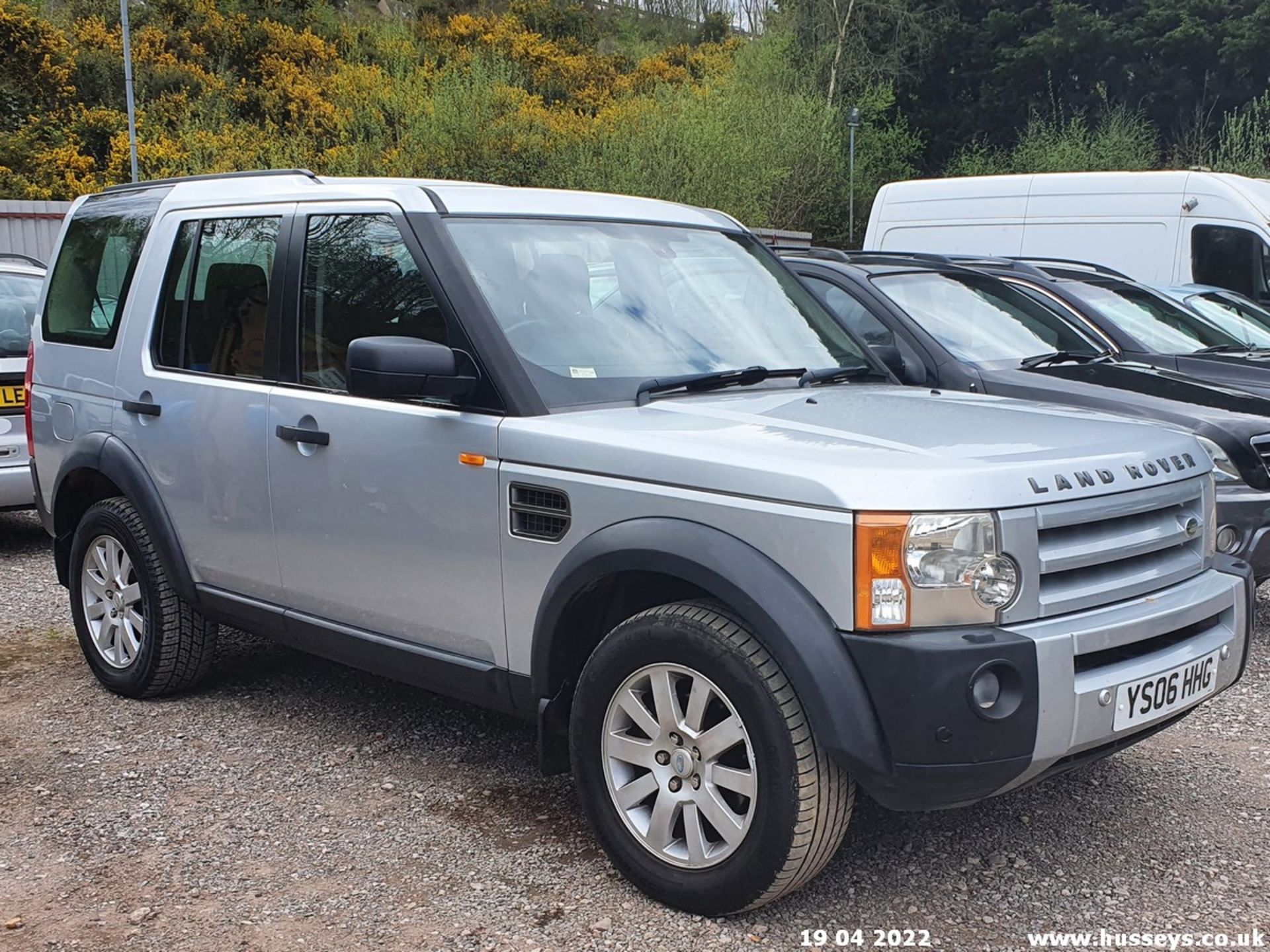 06/06 LAND ROVER DISCOVERY 3 TDV6 SE AUTO - 2720cc 5dr Estate (Silver, 180k)