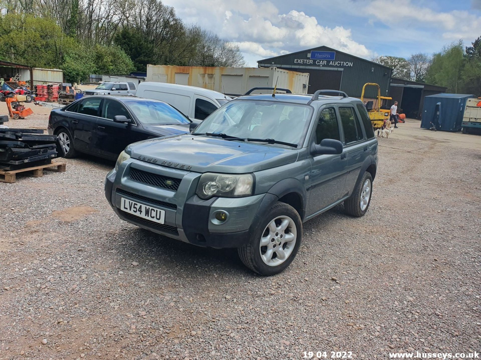 04/54 LAND ROVER FREELANDER XEI - 1796cc 5dr Estate (Green, 69k) - Image 9 of 28