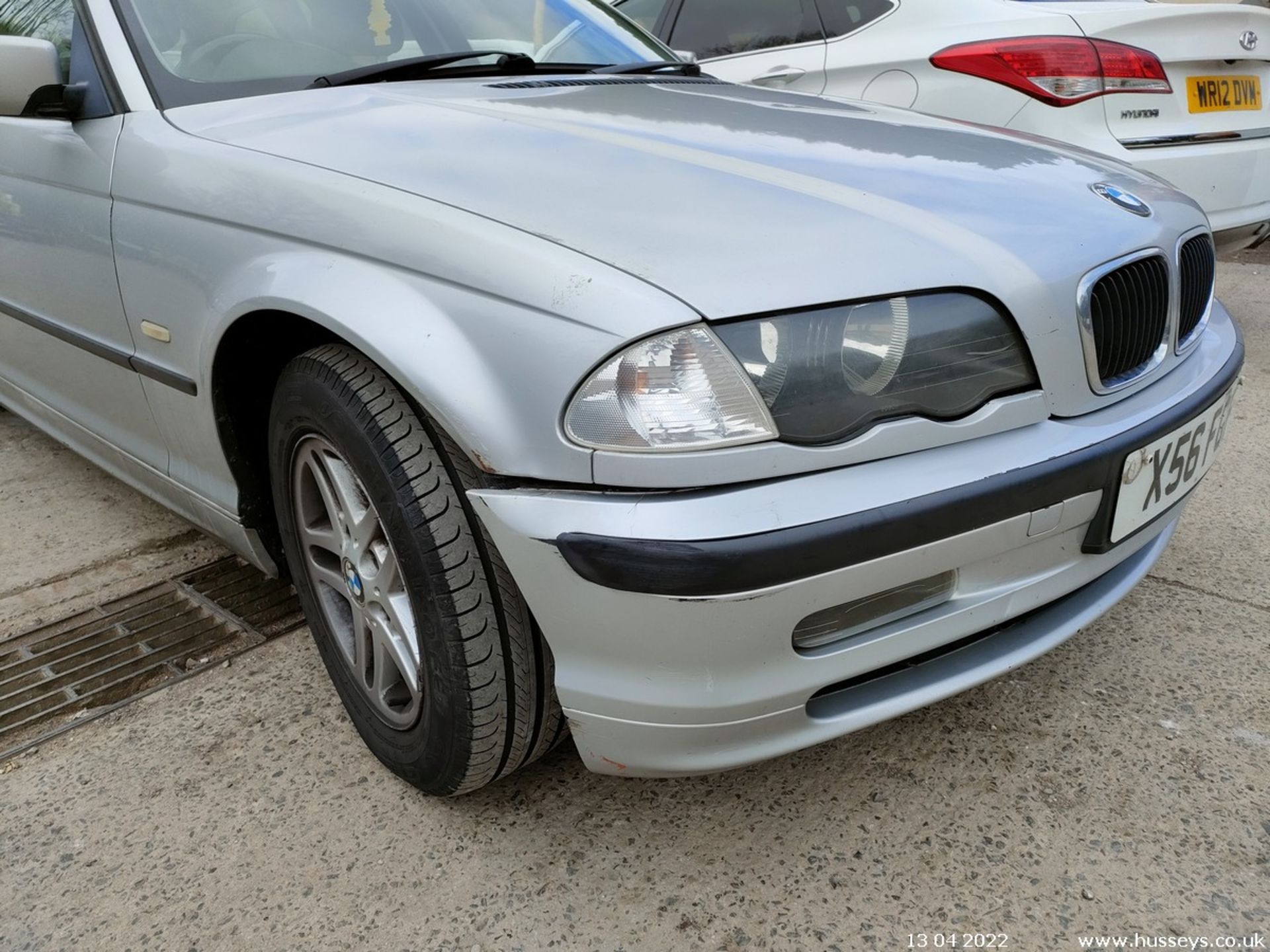 2000 BMW 318 SE TOURING AUTO - 1895cc 5dr Estate (Silver, 117k) - Image 2 of 23