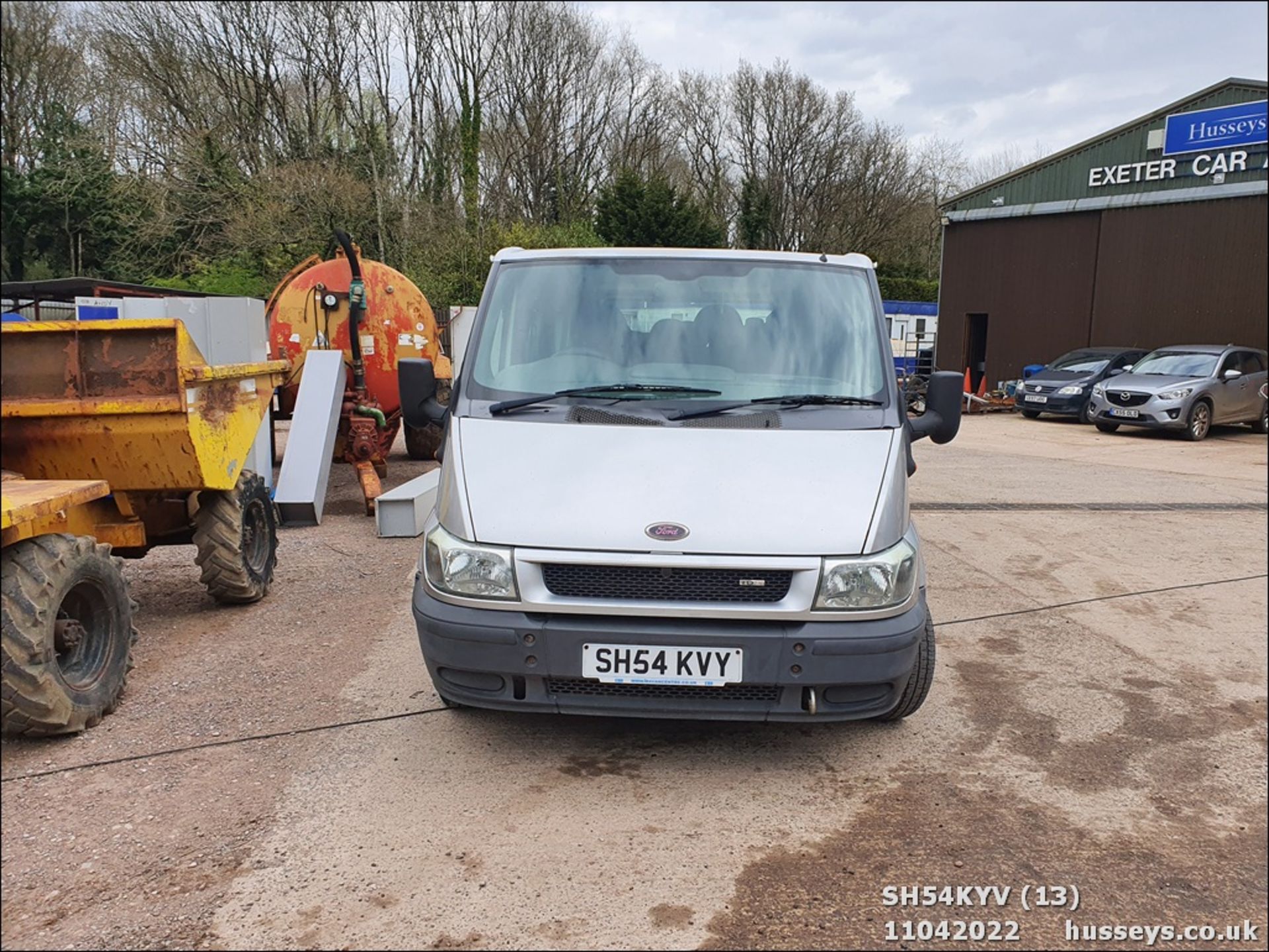 04/54 FORD TOURNEO GLX 280 SWB - 1998cc Minibus (Silver) - Image 14 of 36