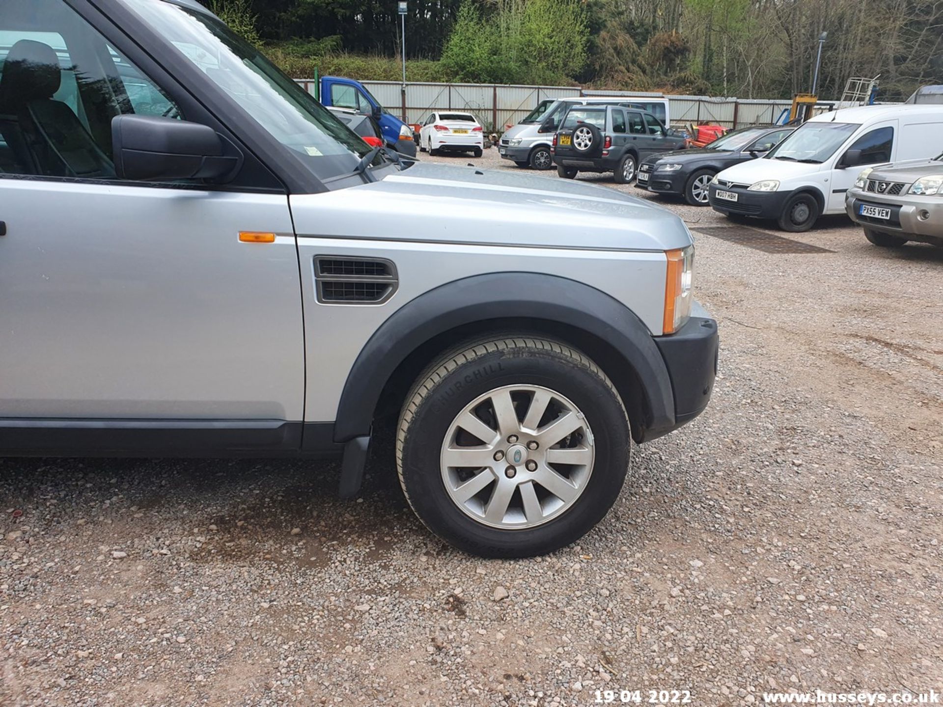 06/06 LAND ROVER DISCOVERY 3 TDV6 SE AUTO - 2720cc 5dr Estate (Silver, 180k) - Image 35 of 37