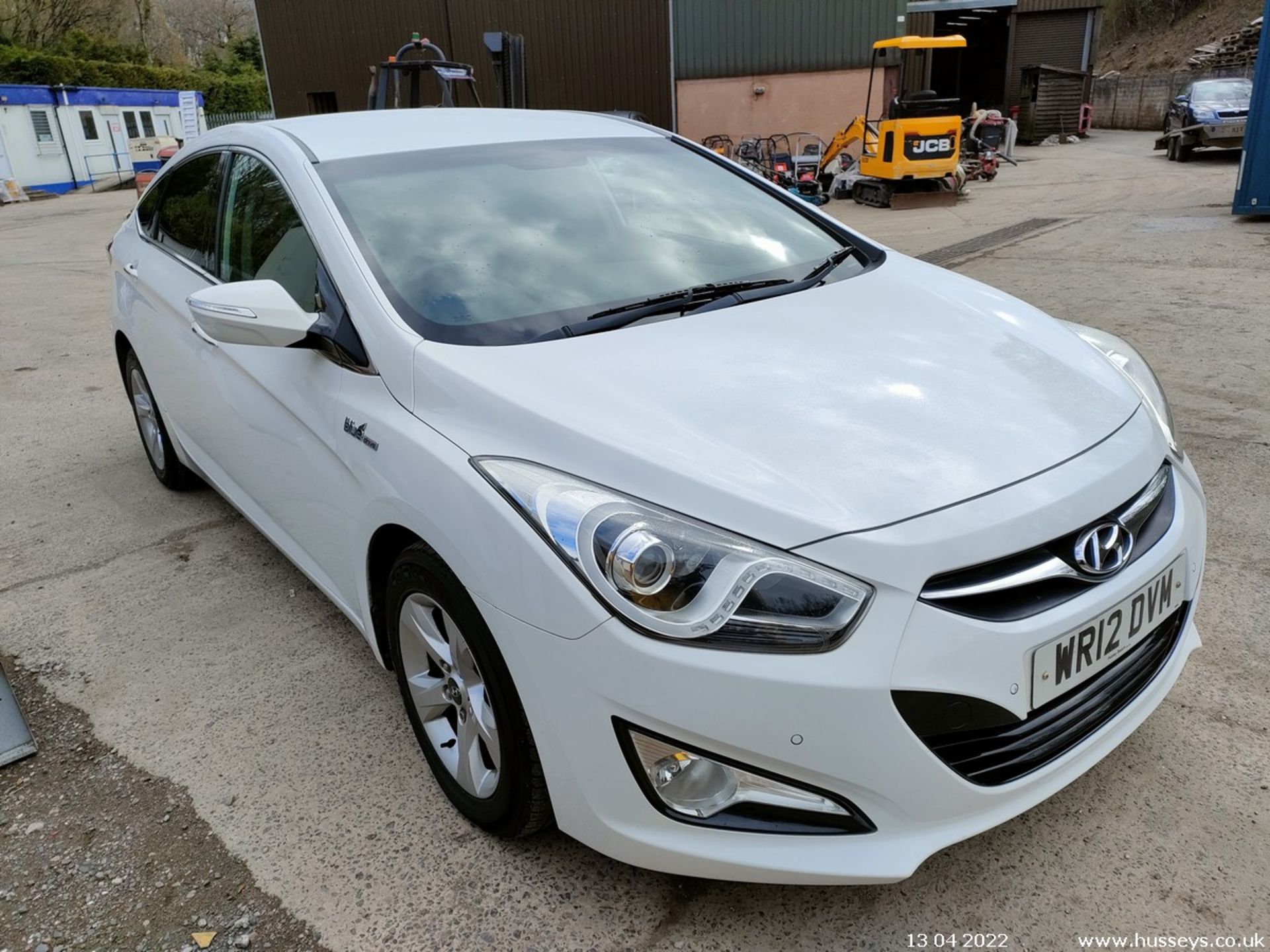 12/12 HYUNDAI I40 STYLE BLUE DRIVE CRDI - 1685cc 4dr Saloon (White, 78k) - Image 14 of 21