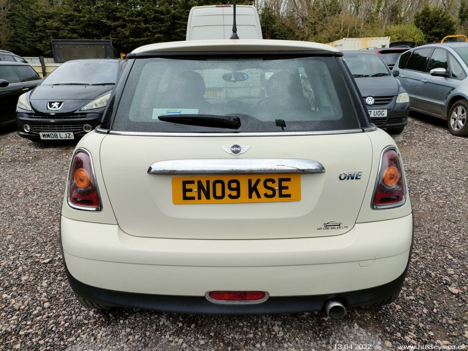 09/09 MINI ONE - 1397cc 3dr Hatchback (White) - Image 9 of 19