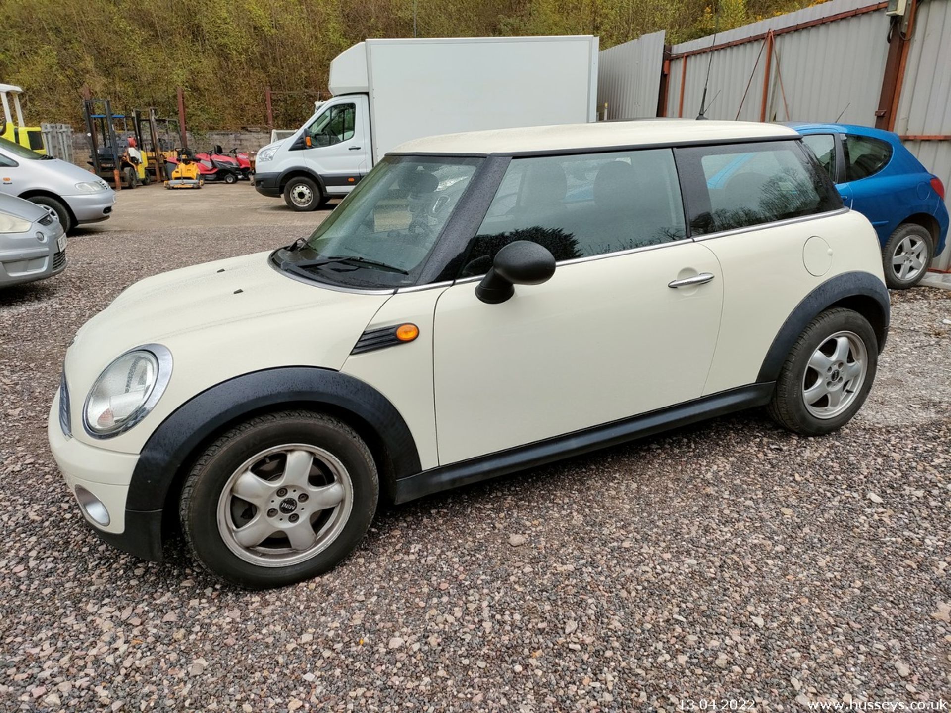 09/09 MINI ONE - 1397cc 3dr Hatchback (White) - Image 6 of 19