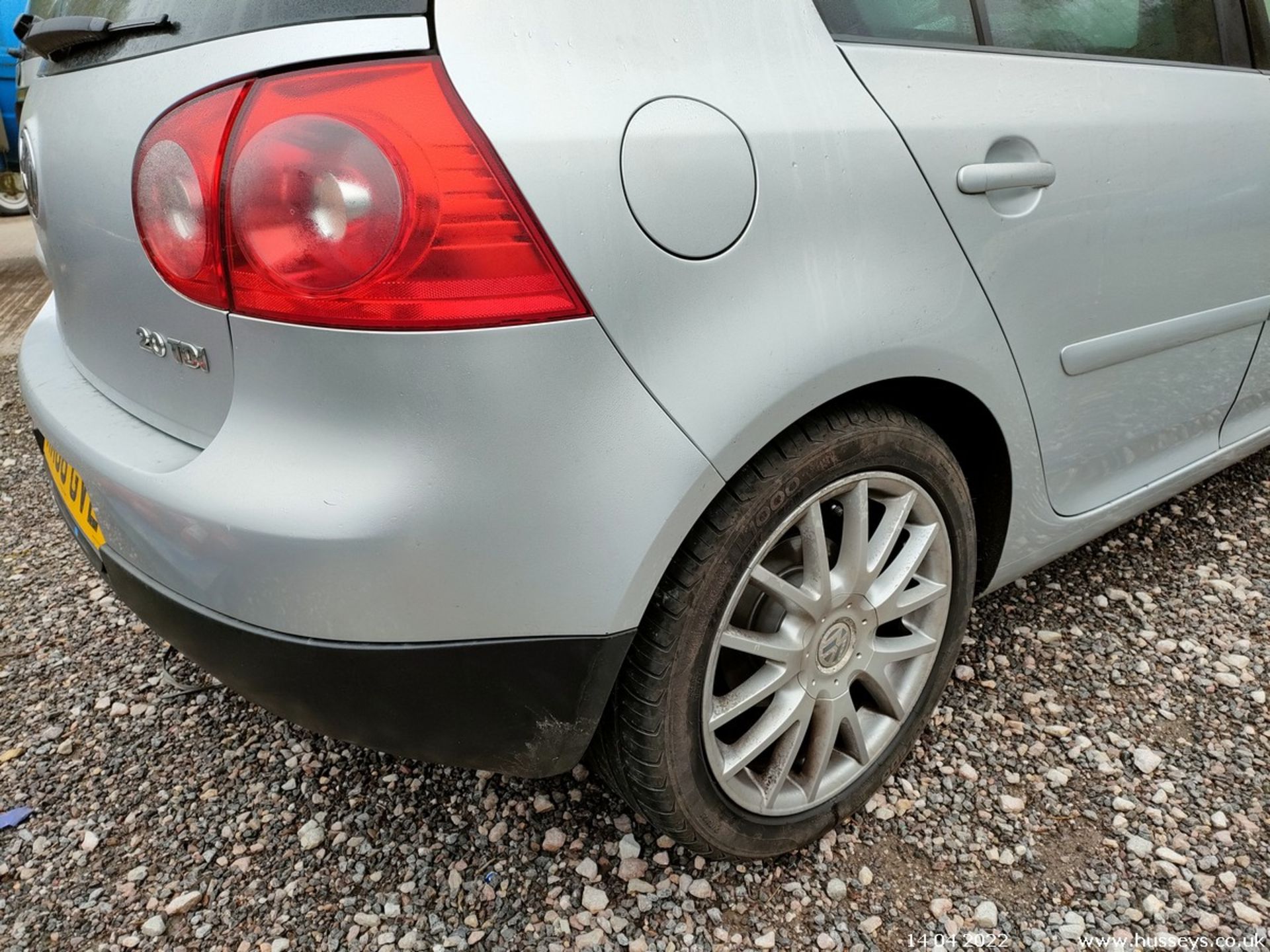 08/08 VOLKSWAGEN GOLF GT TDI 140 - 1968cc 5dr Hatchback (Silver, 108k) - Image 13 of 22