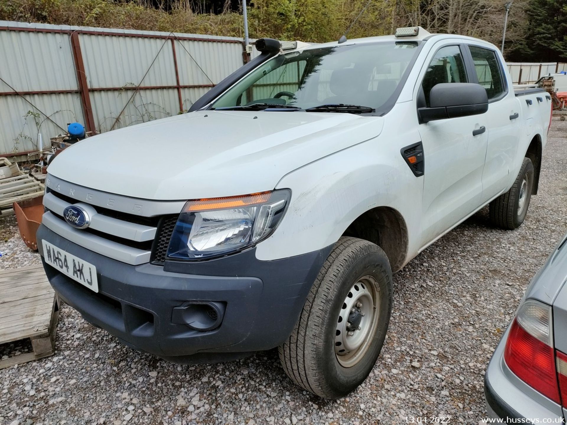 14/64 FORD RANGER XL 4X4 DCB TDCI - 2198cc 4x4 (White, 34k) - Image 6 of 21