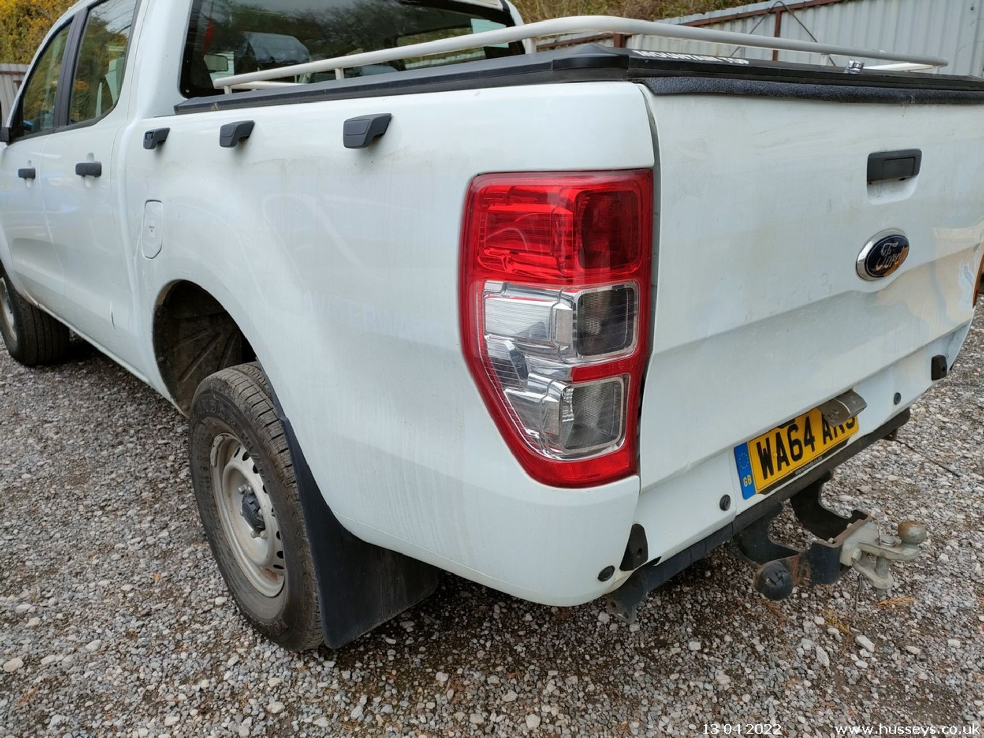 14/64 FORD RANGER XL 4X4 DCB TDCI - 2198cc 4x4 (White, 34k) - Image 9 of 21