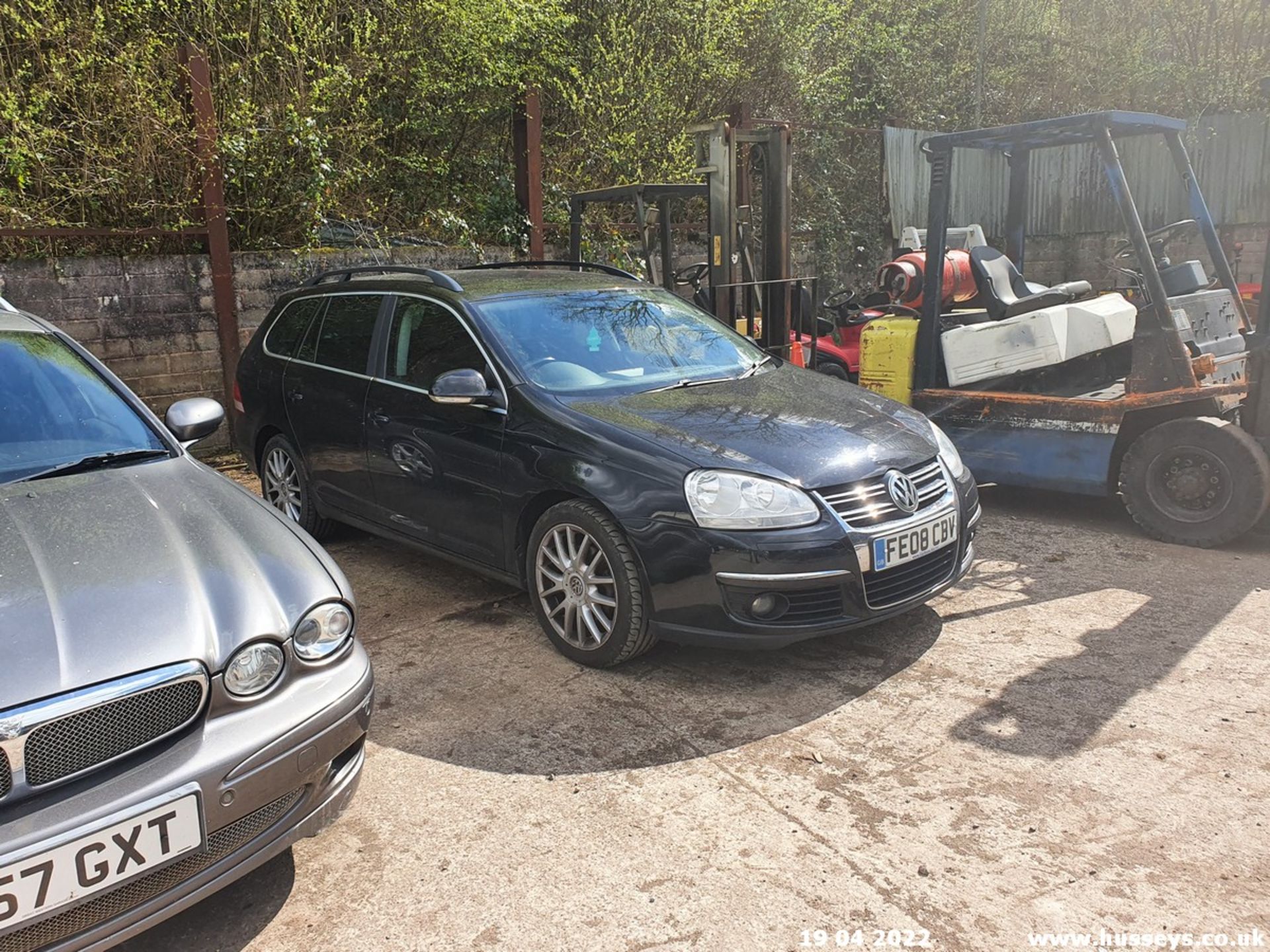 08/08 VOLKSWAGEN GOLF SPORTLINE TDI 140 - 1968cc 5dr Estate (Black, 156k) - Image 3 of 25