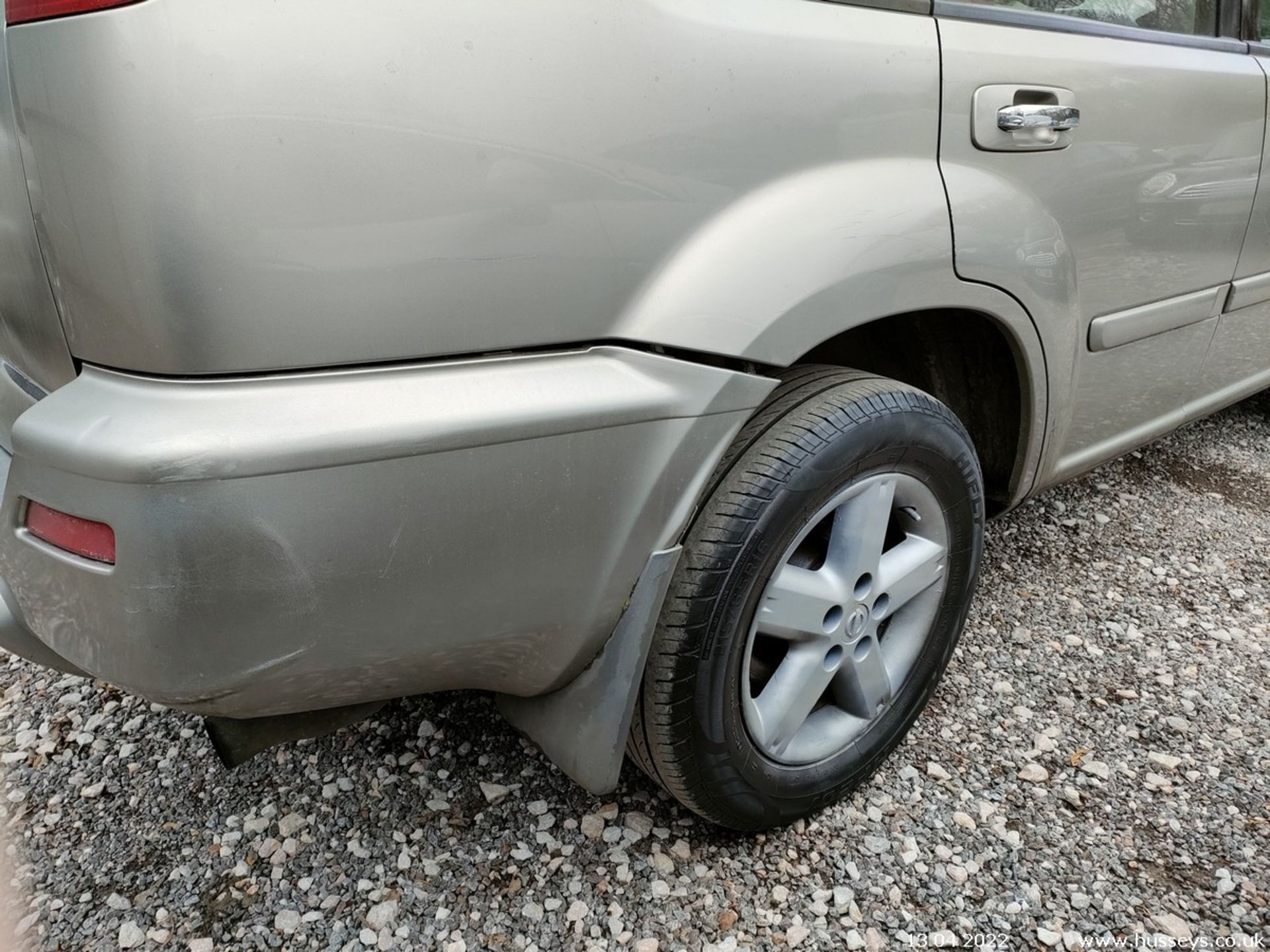 05/55 NISSAN X-TRAIL SVE DCI - 2184cc 5dr Estate (Silver, 137k) - Image 14 of 23