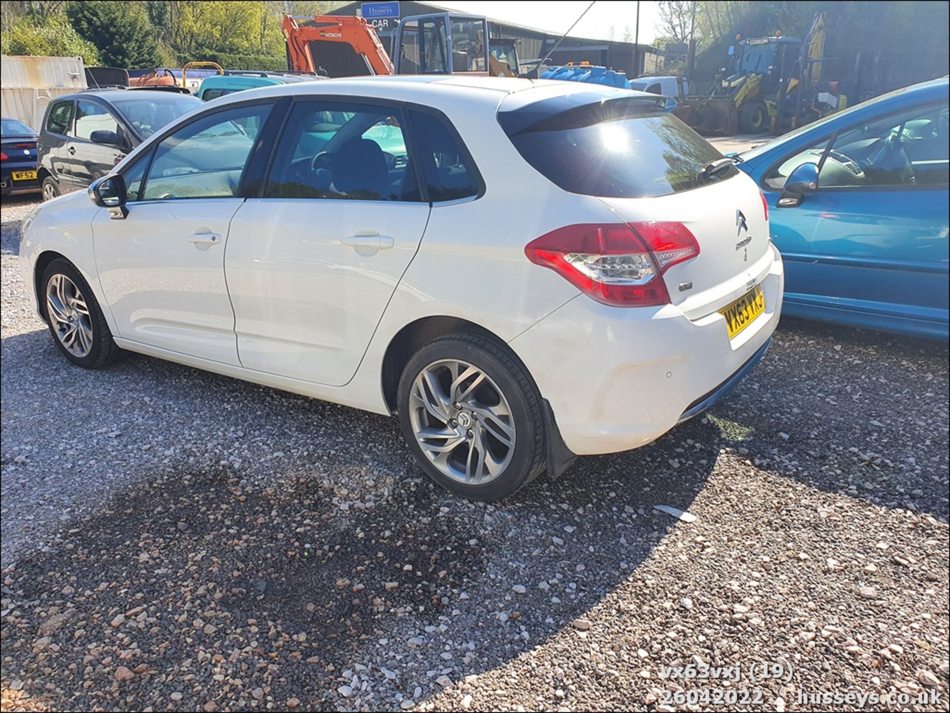 13/63 CITROEN C4 SELECTION AIRDREAM E-H - 1560cc 5dr Hatchback (White, 57k) - Image 19 of 43