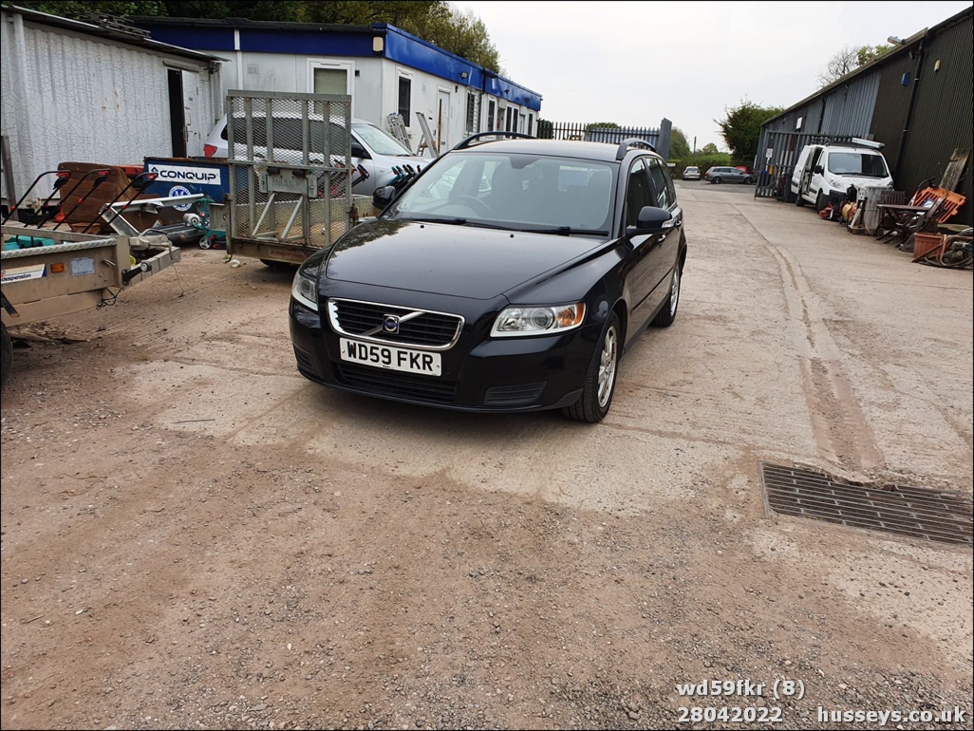 10/59 VOLVO V50 S D AUTO - 1997cc 5dr Estate (Black, 95k) - Image 8 of 23