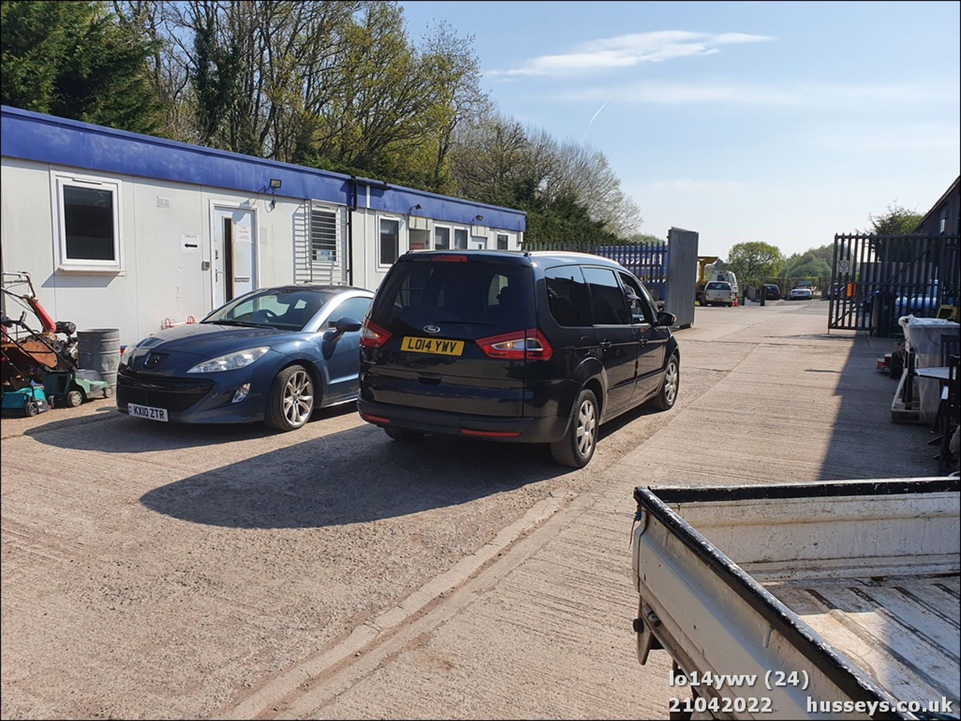 14/14 FORD GALAXY ZETEC TDCI AUTO - 1997cc 5dr MPV (Black, 182k) - Image 24 of 25