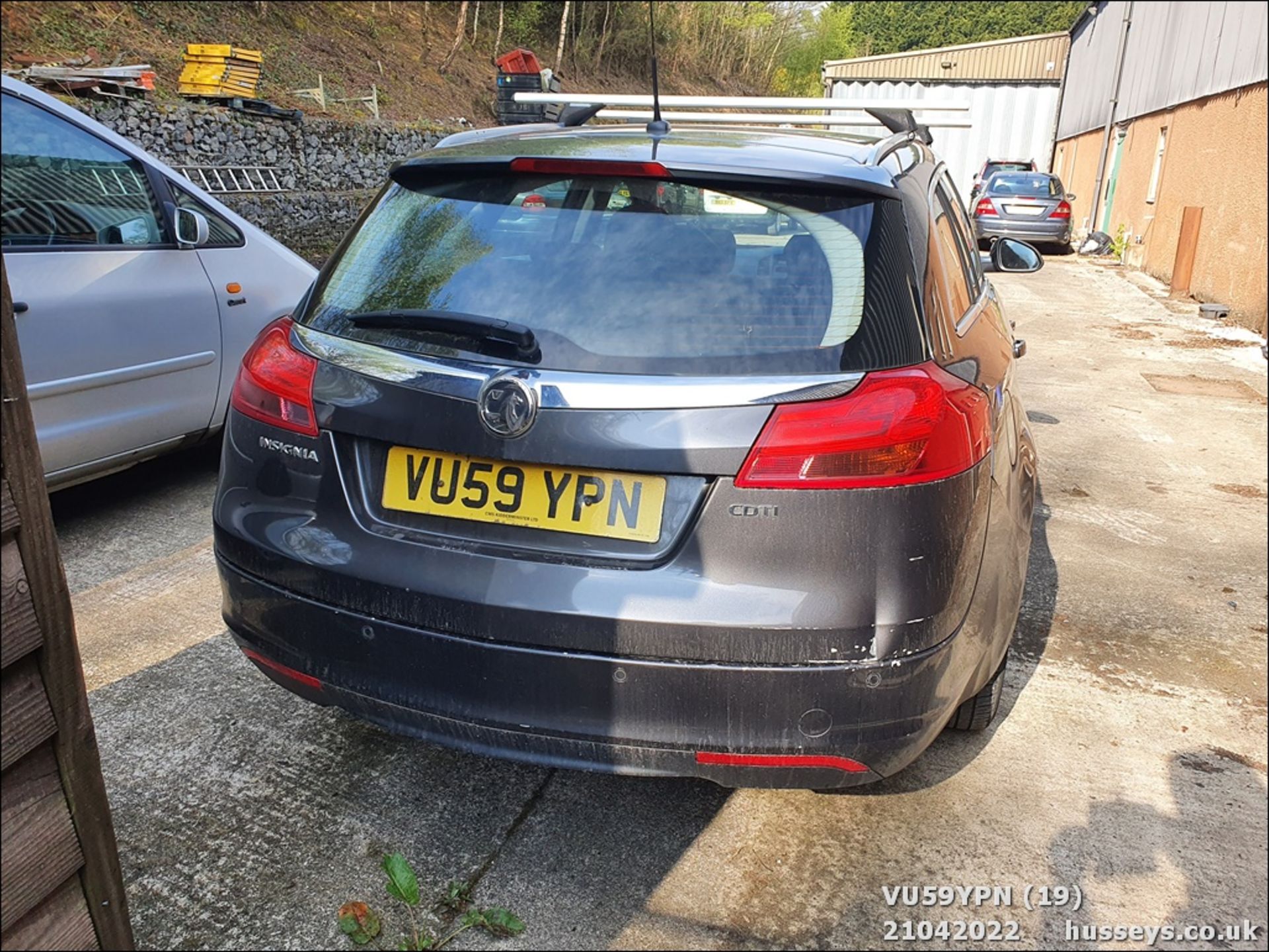 09/59 VAUXHALL INSIGNIA EXCLUSIV 130CDTI - 1956cc 5dr Estate (Grey, 132k) - Image 19 of 28