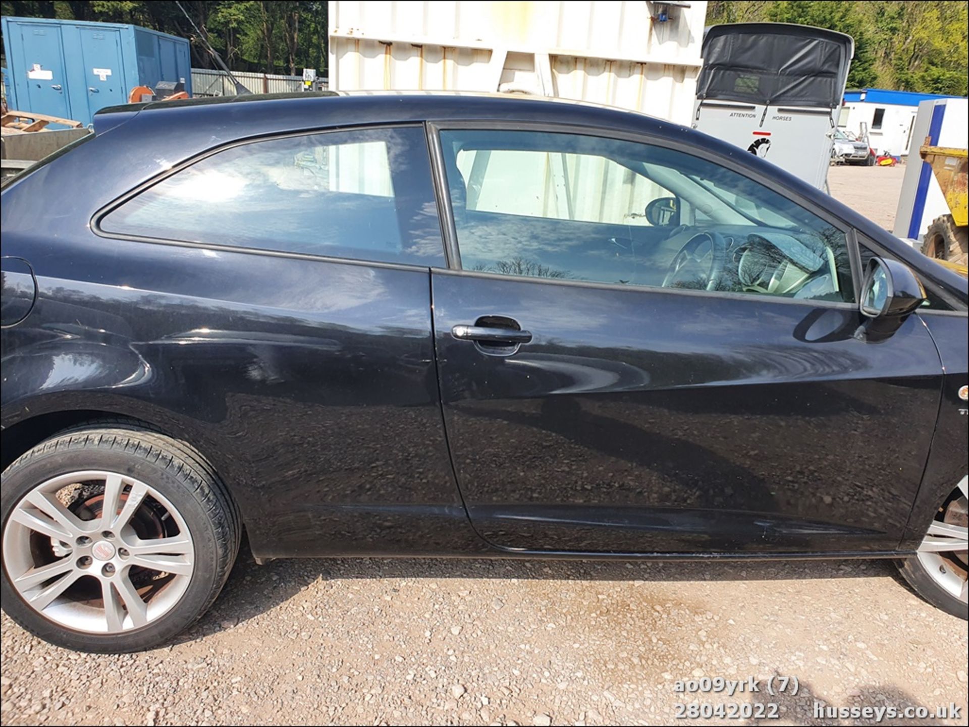 09/09 SEAT IBIZA SPORT TDI - 1896cc 3dr Hatchback (Black, 87k) - Image 7 of 33