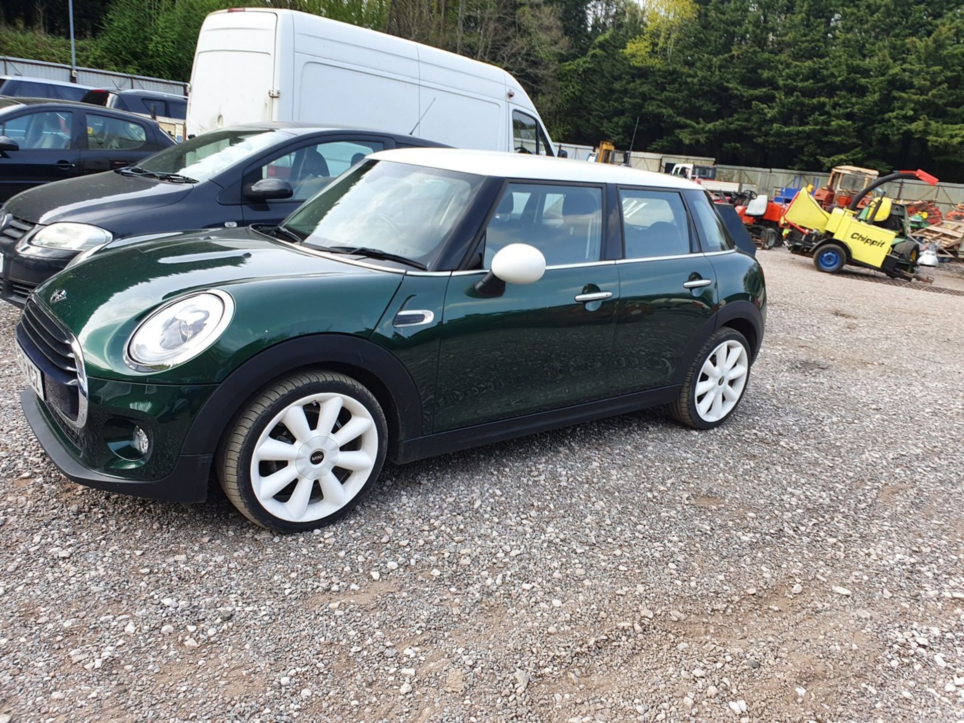 18/18 MINI COOPER - 1499cc 5dr Hatchback (Green, 20k) - Image 29 of 33