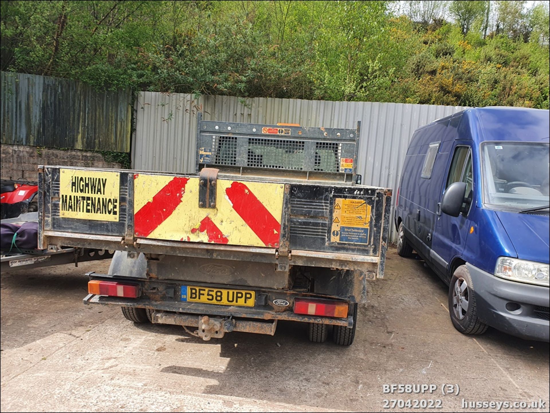 08/58 FORD TRANSIT 115 T350L D/C RWD - 2402cc Tipper (White) - Image 4 of 16