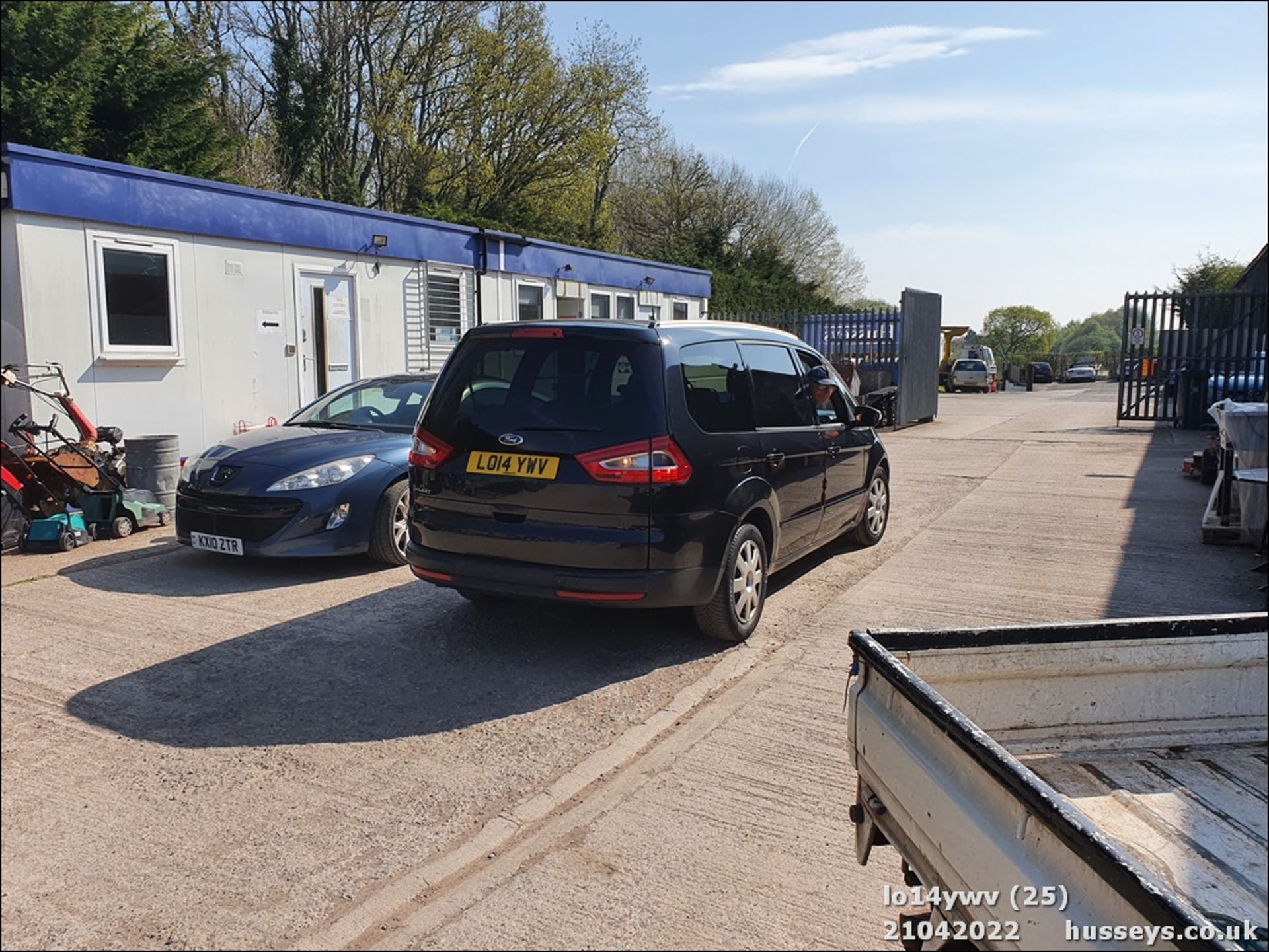 14/14 FORD GALAXY ZETEC TDCI AUTO - 1997cc 5dr MPV (Black, 182k) - Image 25 of 25