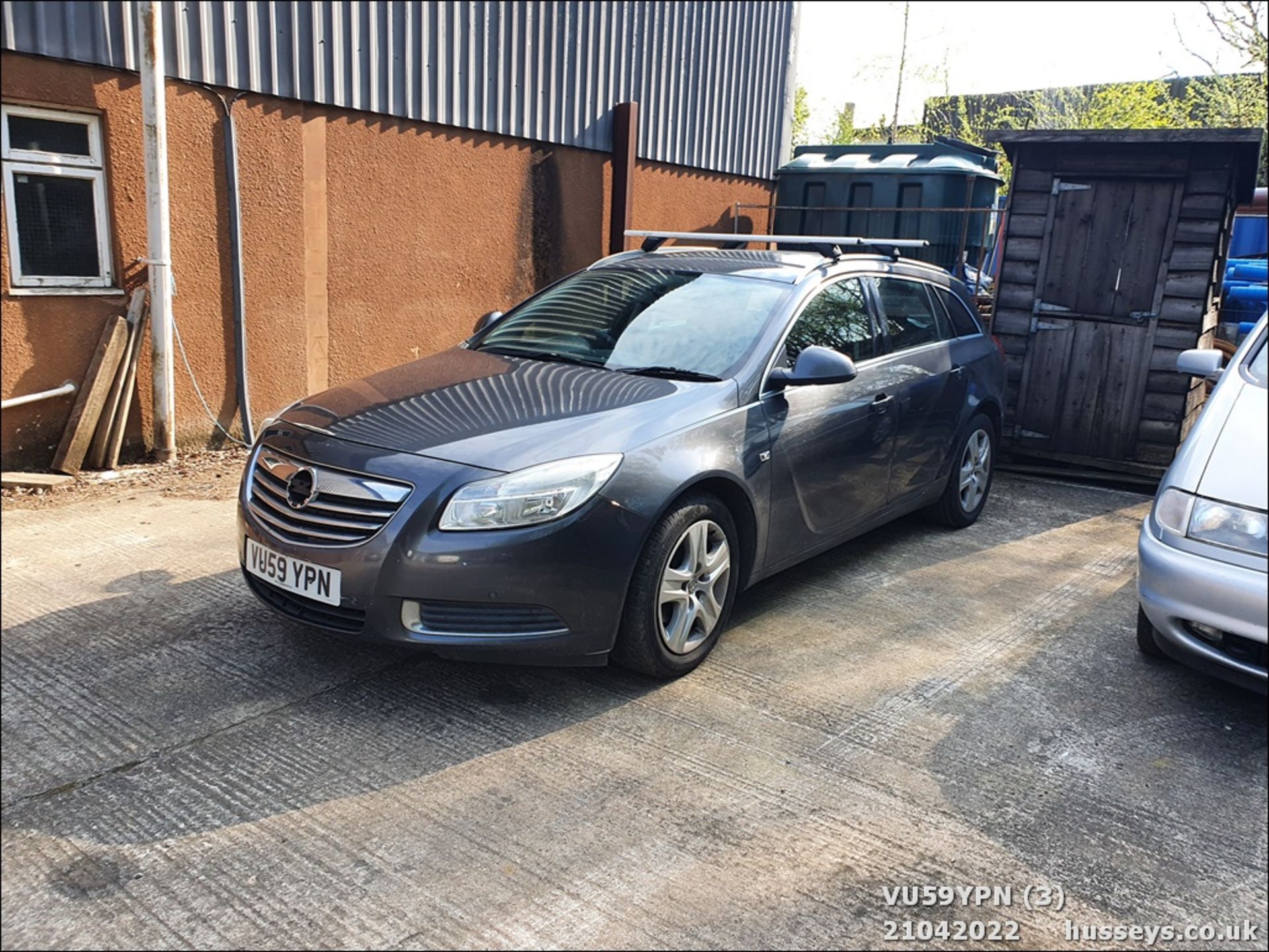 09/59 VAUXHALL INSIGNIA EXCLUSIV 130CDTI - 1956cc 5dr Estate (Grey, 132k) - Image 4 of 28