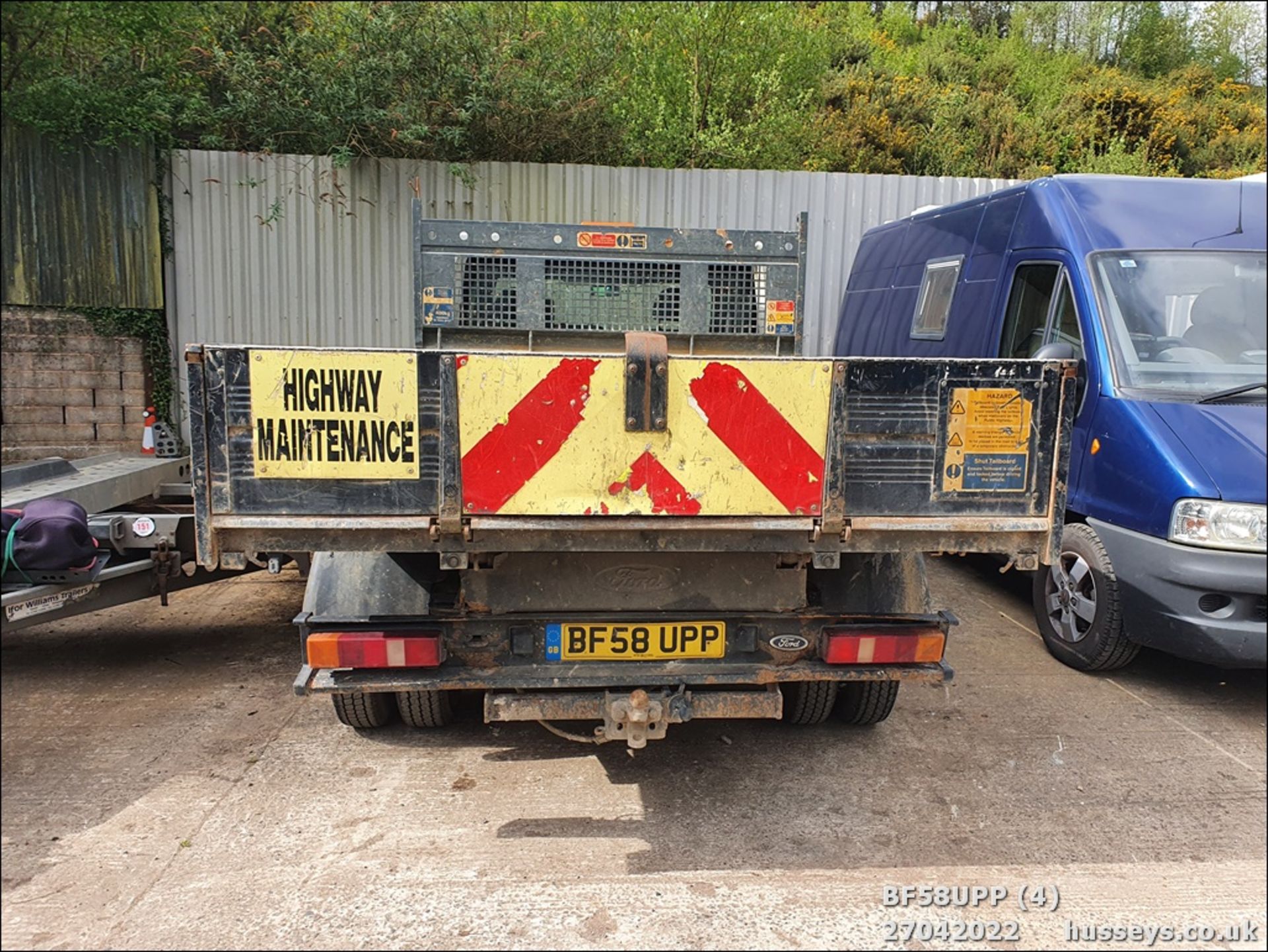 08/58 FORD TRANSIT 115 T350L D/C RWD - 2402cc Tipper (White) - Image 5 of 16