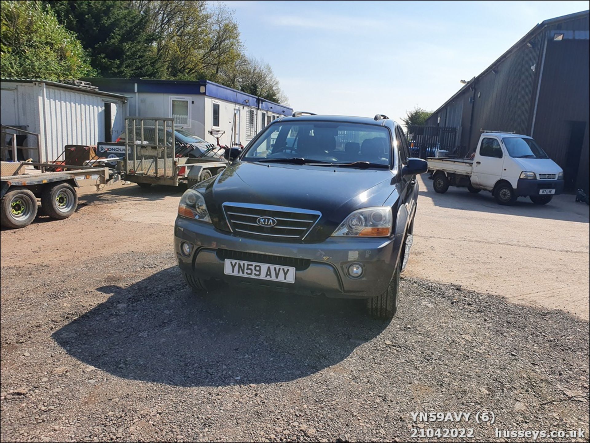 09/59 KIA SORENTO 4x4 - 2497cc 5dr MPV (Black, 55k) - Image 5 of 36