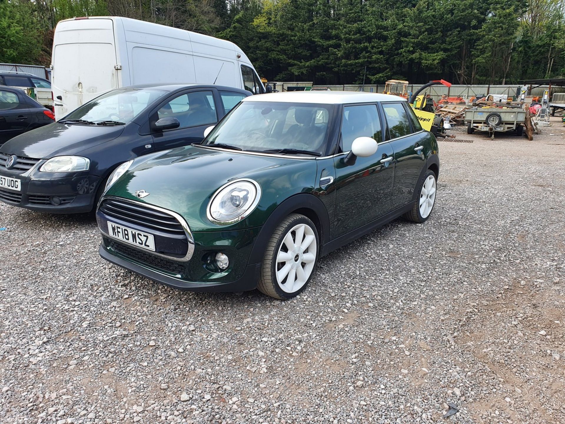 18/18 MINI COOPER - 1499cc 5dr Hatchback (Green, 20k) - Image 22 of 33